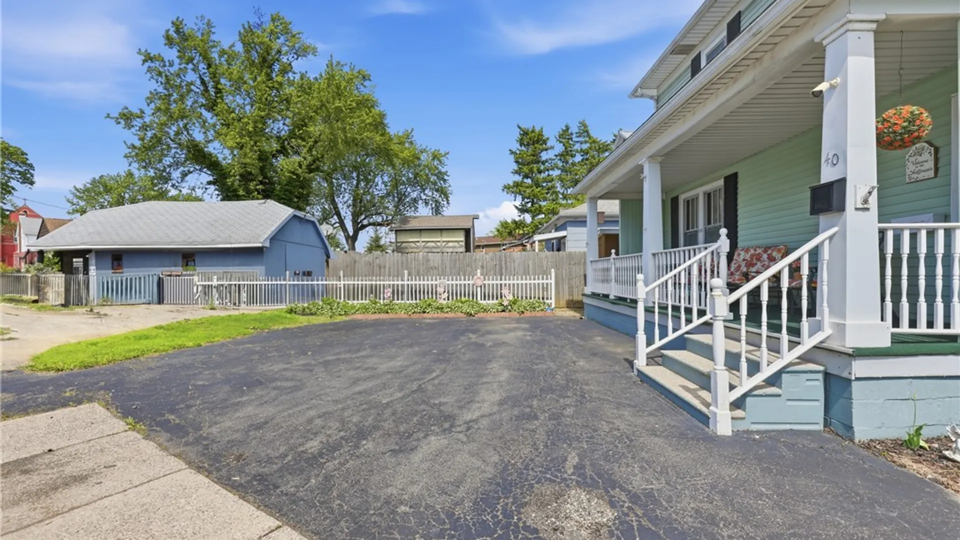Property at 40 Litchfield Avenue, Lancaster, NY 14043 22