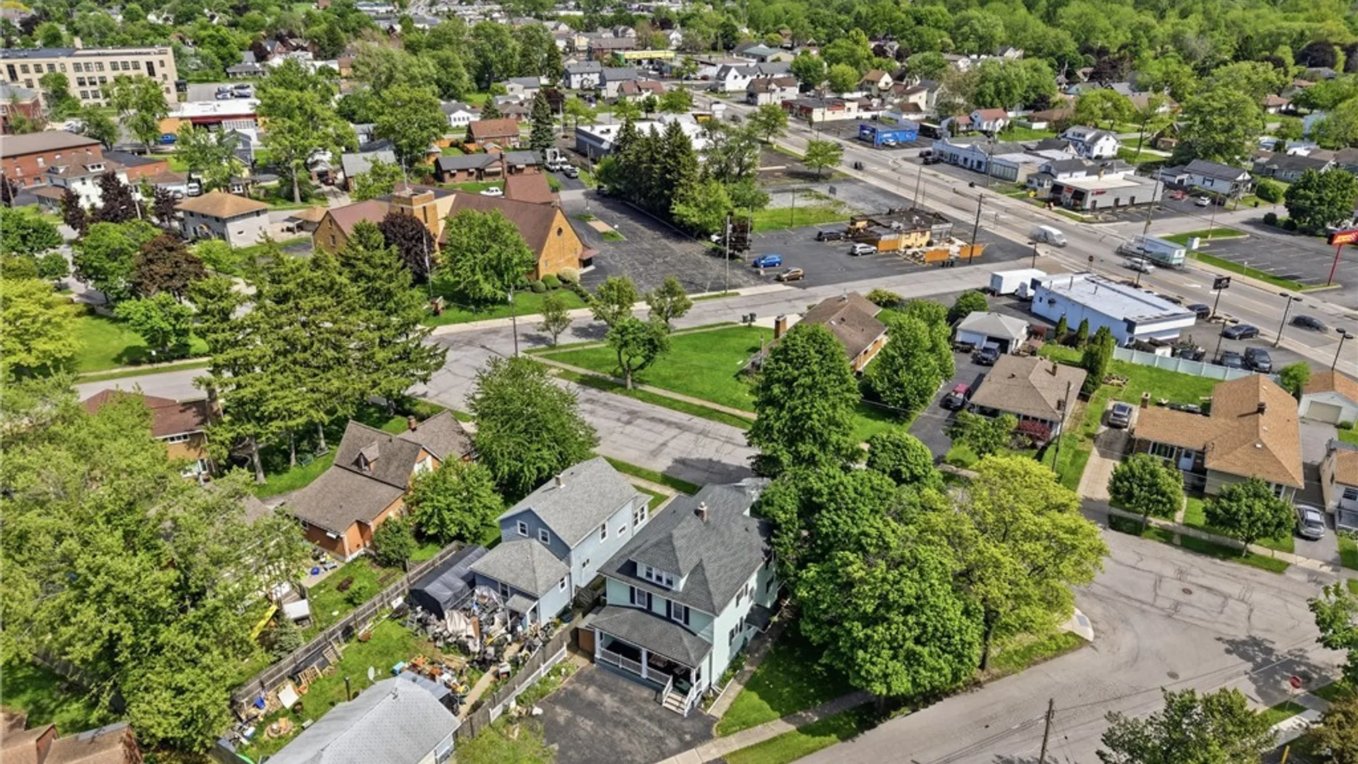 Property at 40 Litchfield Avenue, Lancaster, NY 14043 26