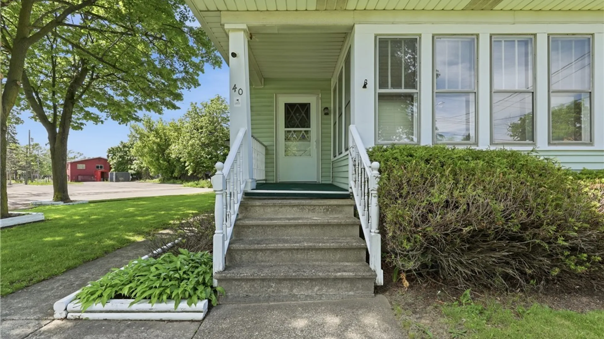 Property at 40 Litchfield Avenue, Lancaster, NY 14043 3