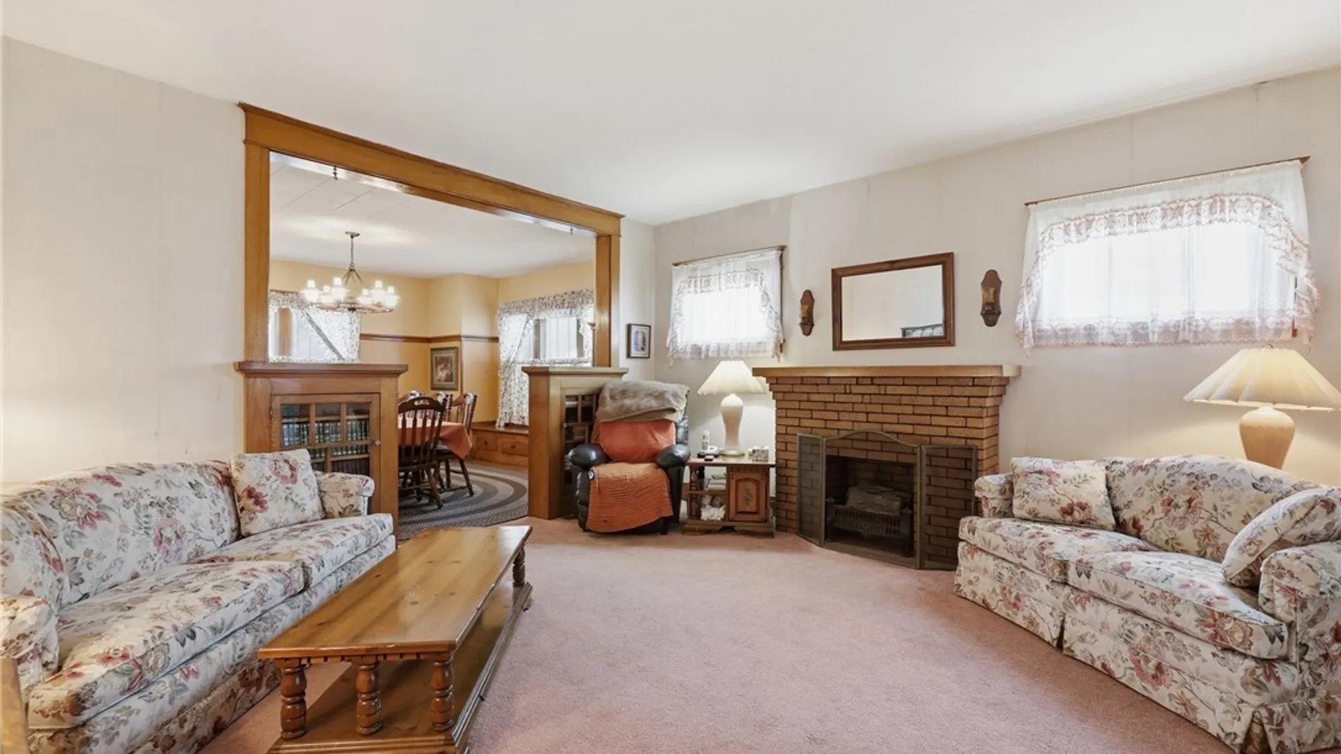 Property at 40 Litchfield Avenue, Lancaster, NY 14043 5