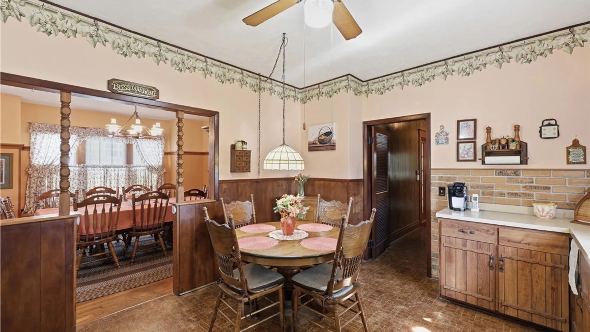 Property at 40 Litchfield Avenue, Lancaster, NY 14043 8