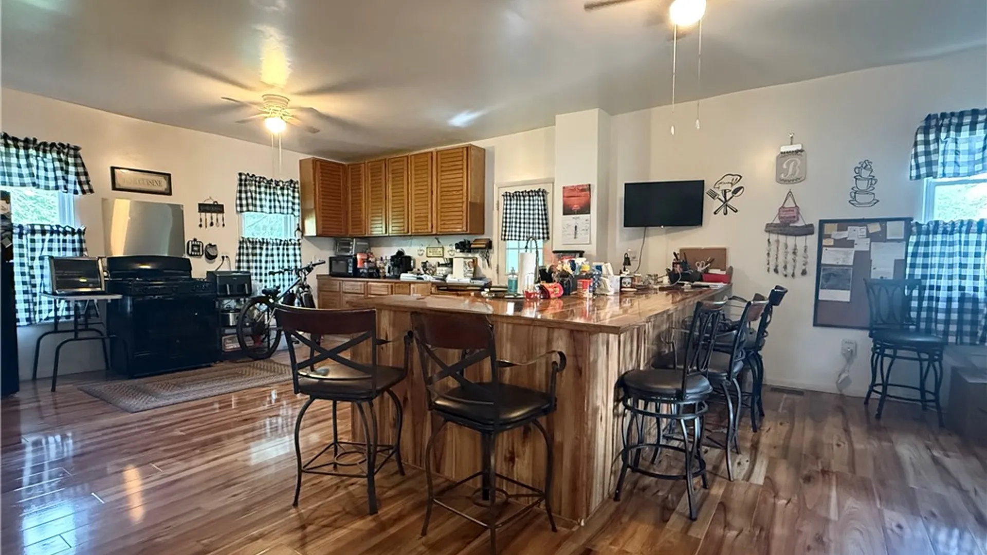 Property at 302 Diven Avenue, Elmira City, NY 14901 3