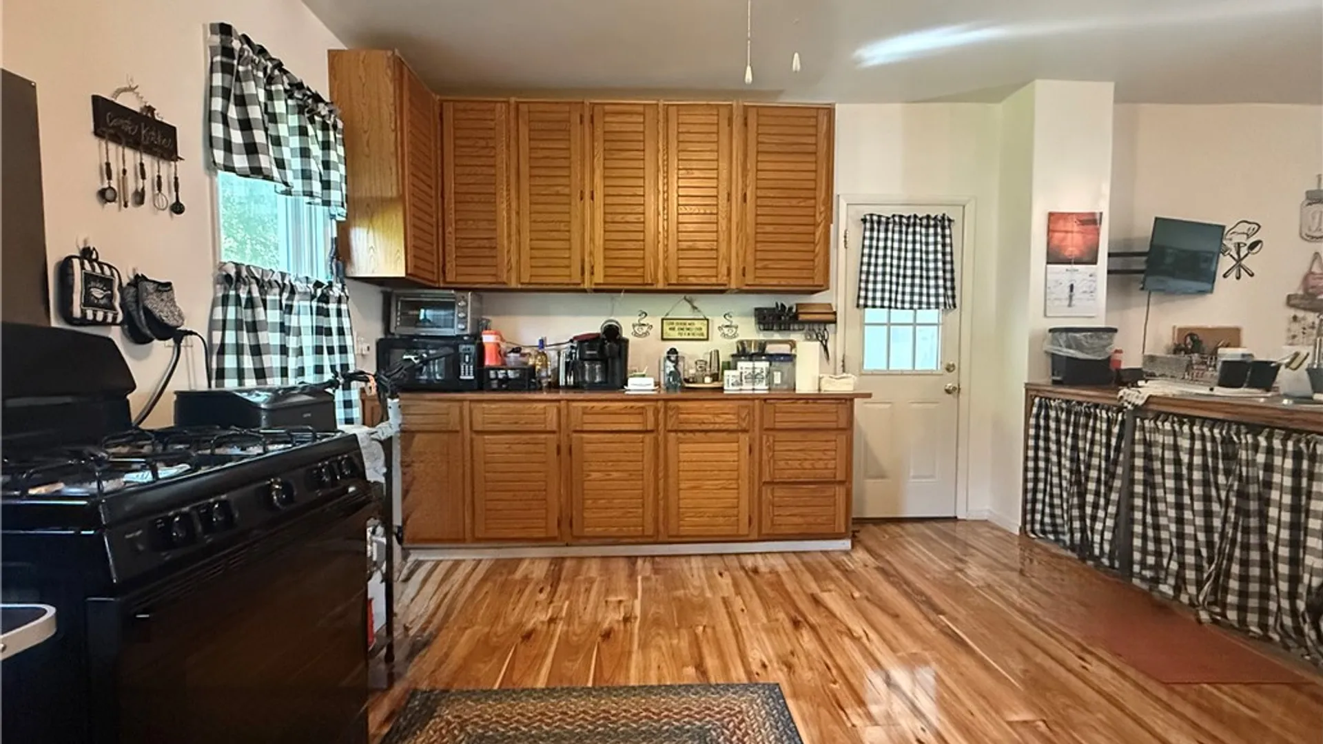 Property at 302 Diven Avenue, Elmira City, NY 14901 5