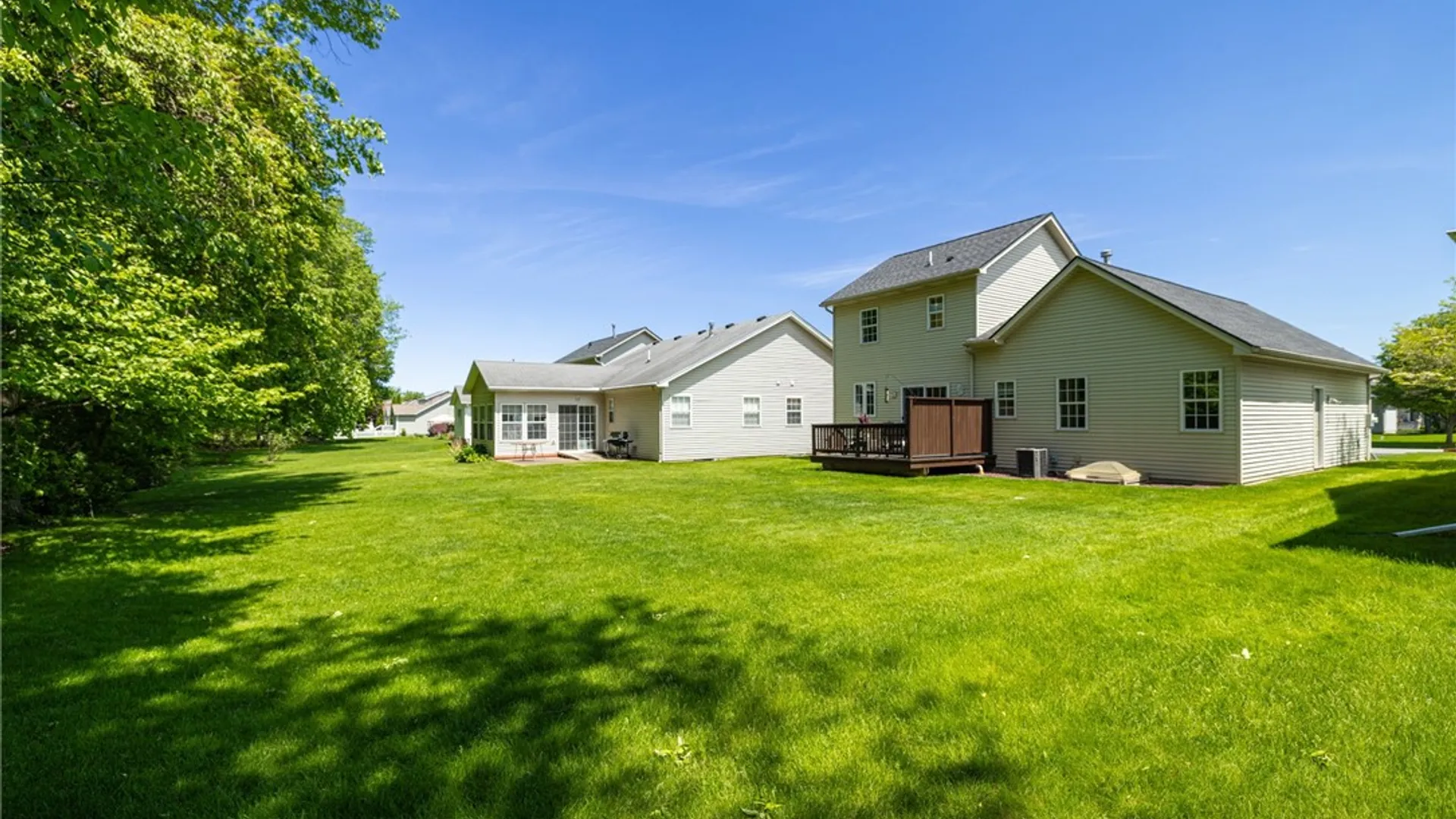 Property at 125 Creston Court, Greece, NY 14612 27