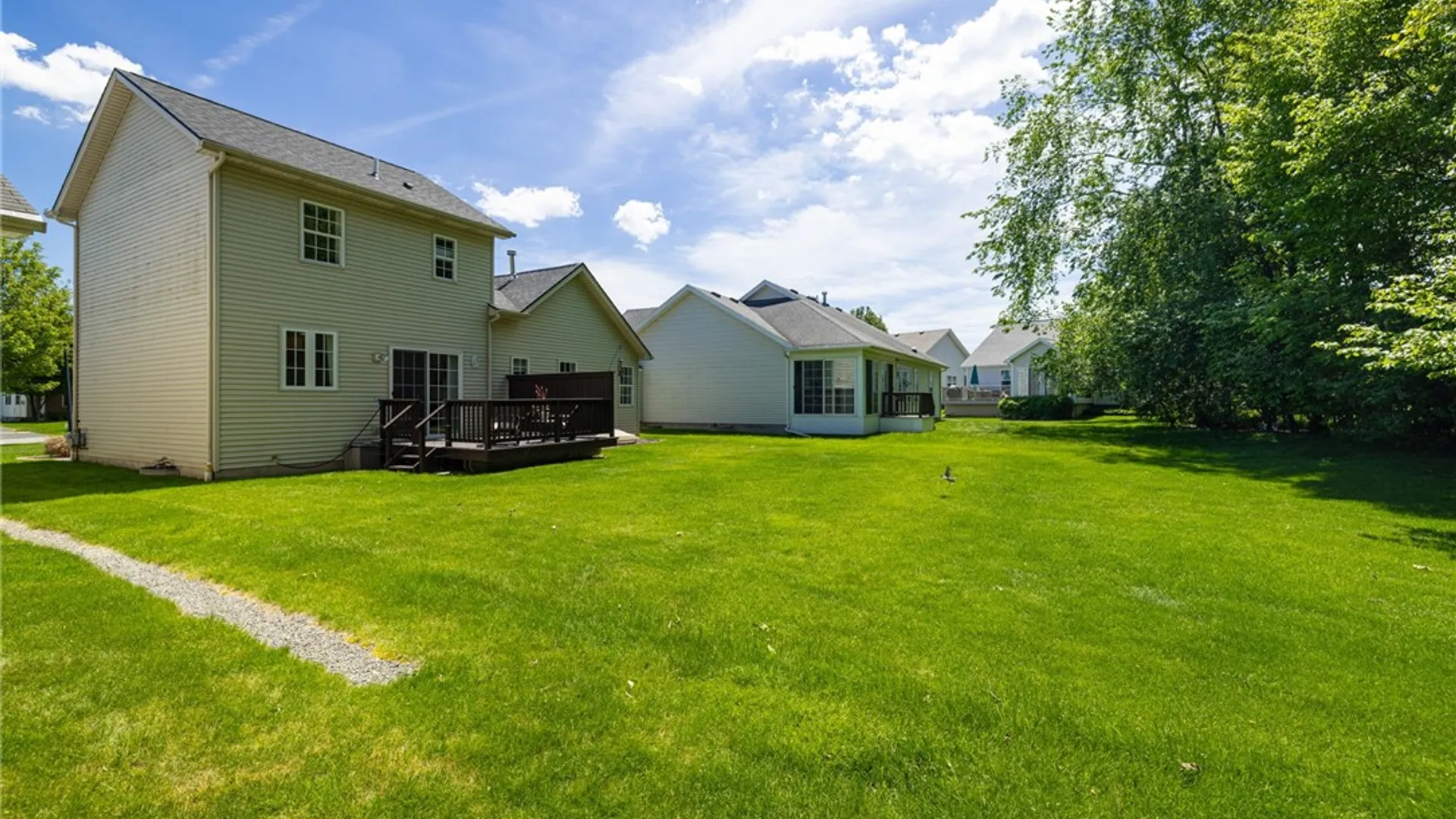 Property at 125 Creston Court, Greece, NY 14612 28