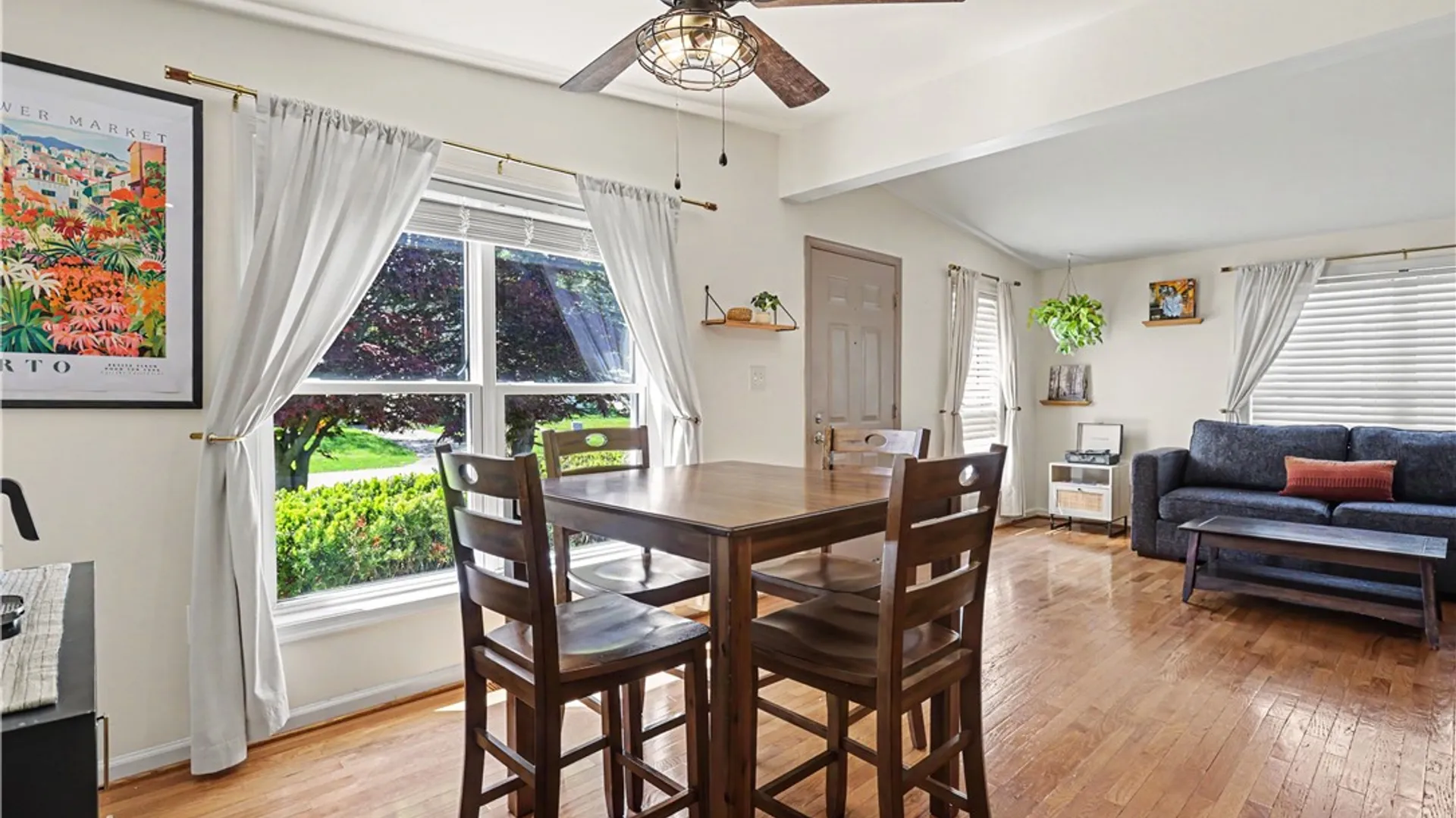 Property at 98 Dewberry Drive, Irondequoit, NY 14622 10