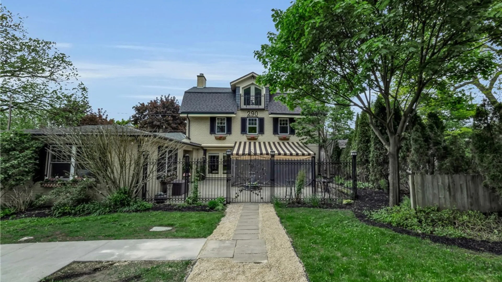 Property at 290 Depew Avenue, Buffalo, NY 14214 3