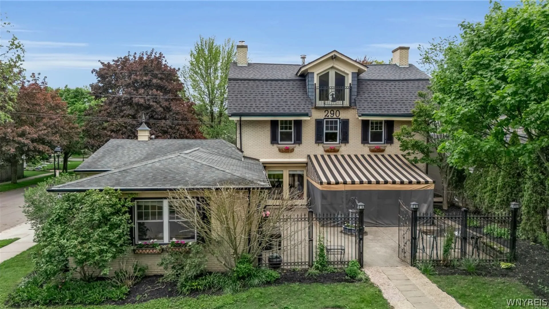 Property at 290 Depew Avenue, Buffalo, NY 14214 8