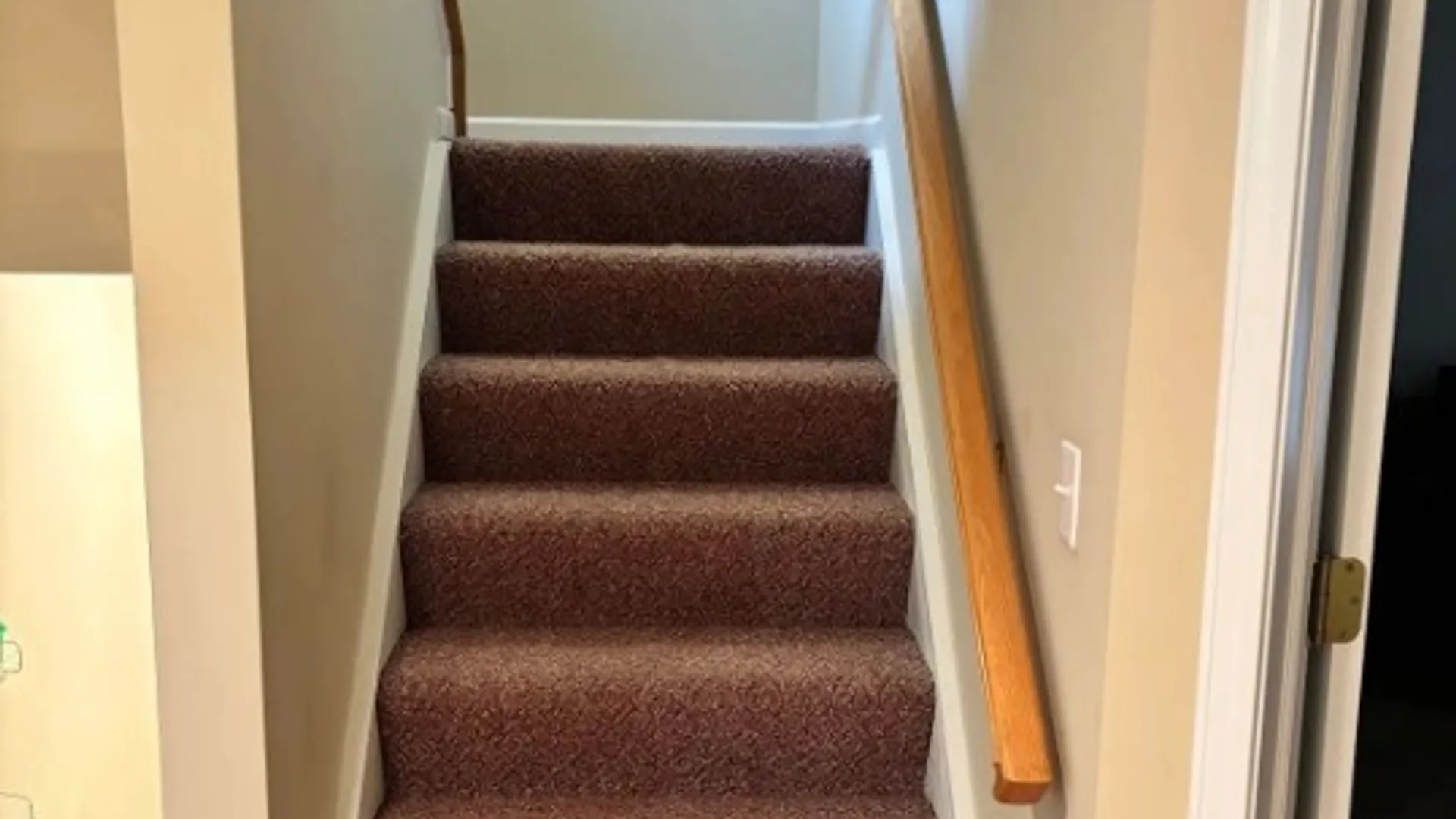 Property at 9 Astor Ridge Drive, Amherst, NY 14228 3