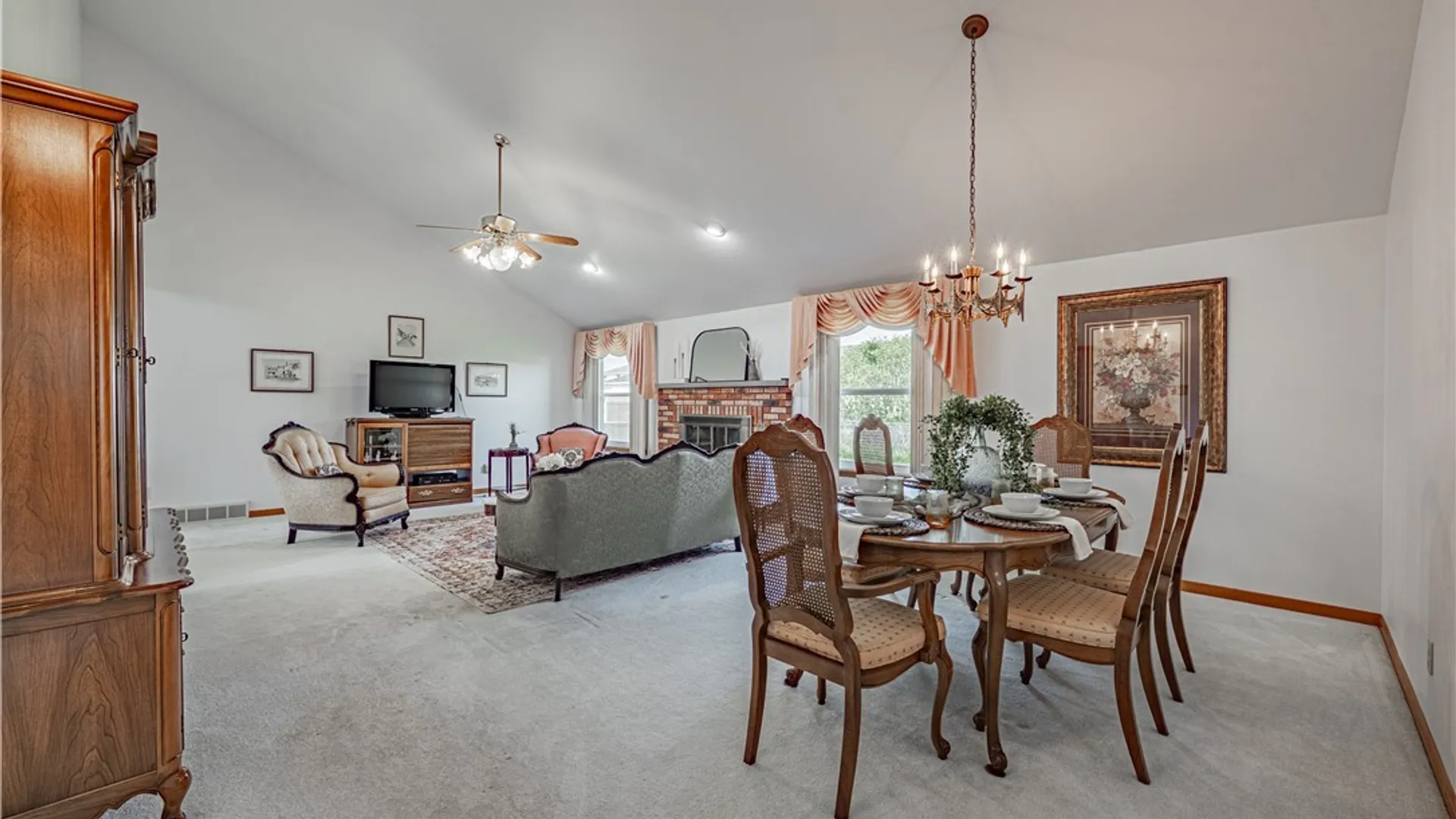 Property at 6926 Rebecca Drive, Wheatfield, NY 14304 12