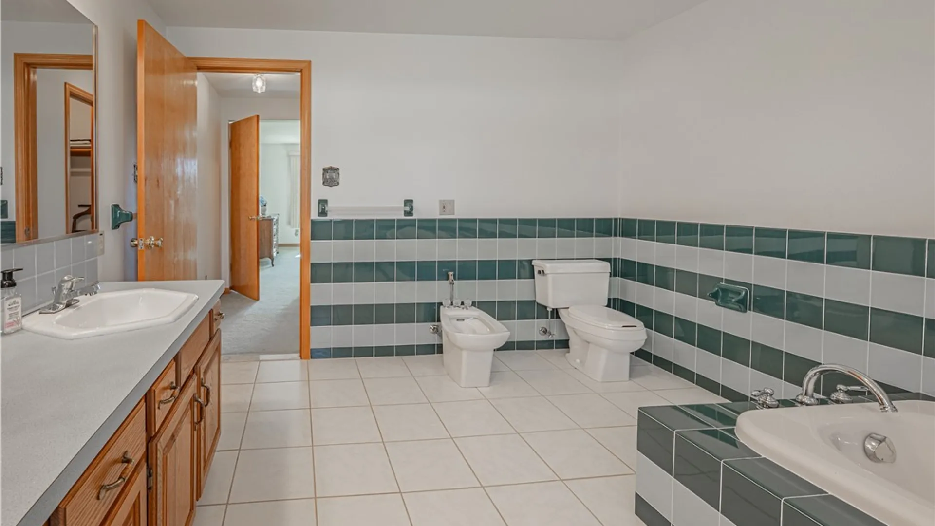 Property at 6926 Rebecca Drive, Wheatfield, NY 14304 27