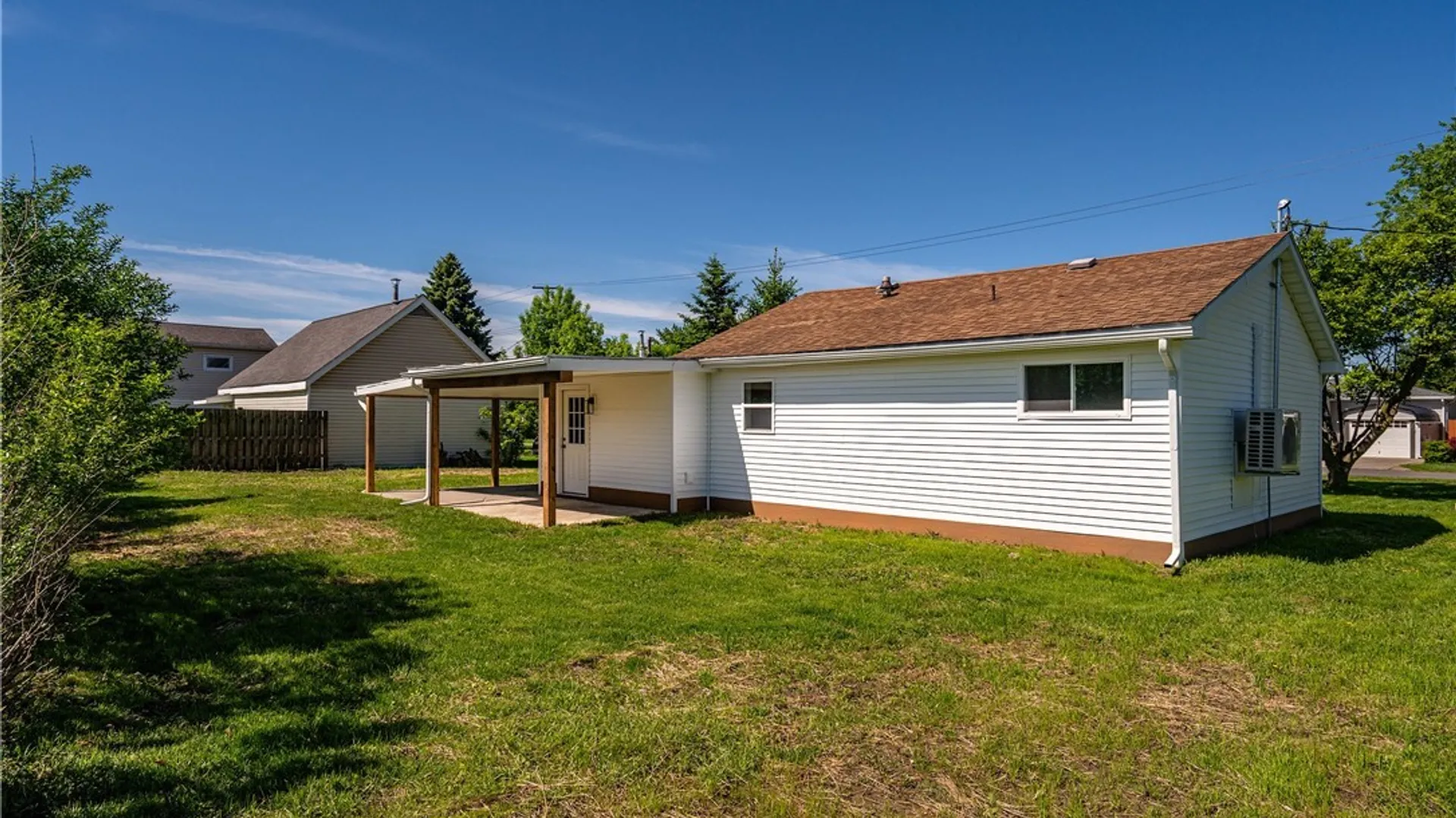 Property at 127 Dean Road, Cheektowaga, NY 14043 8