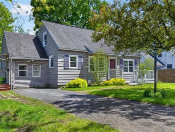 Property at 301 Elbow Road, Salina, NY 13212