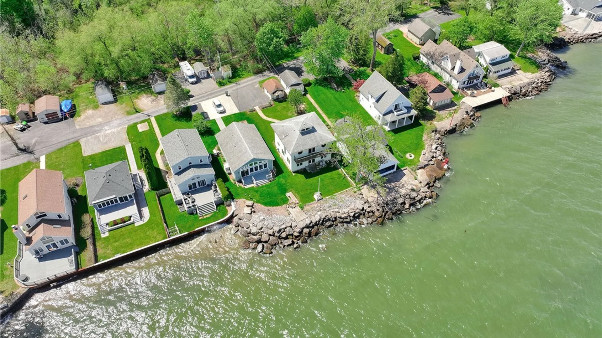 Property at 10 Alder Beach, Parma, NY 14468 9