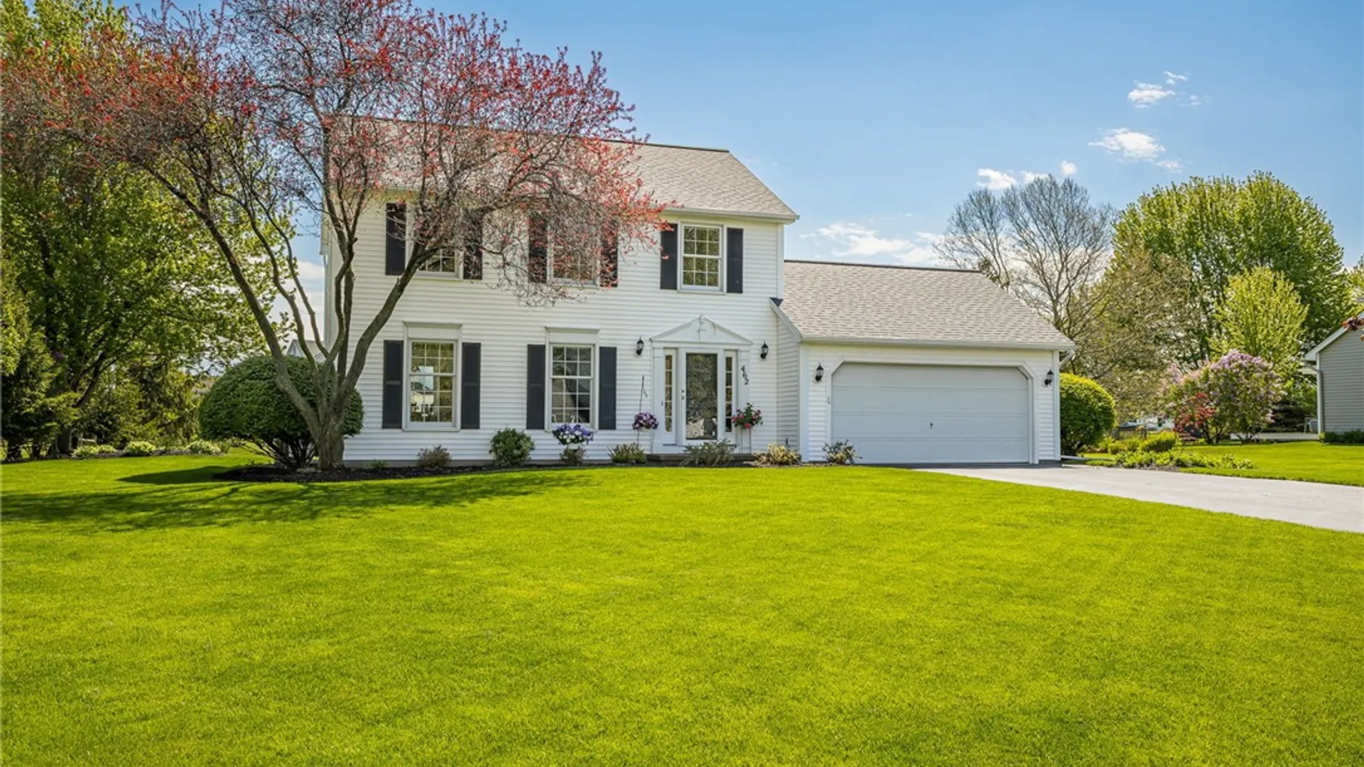 Property at 462 Dunwoody Crossing, Webster, NY 14580 2
