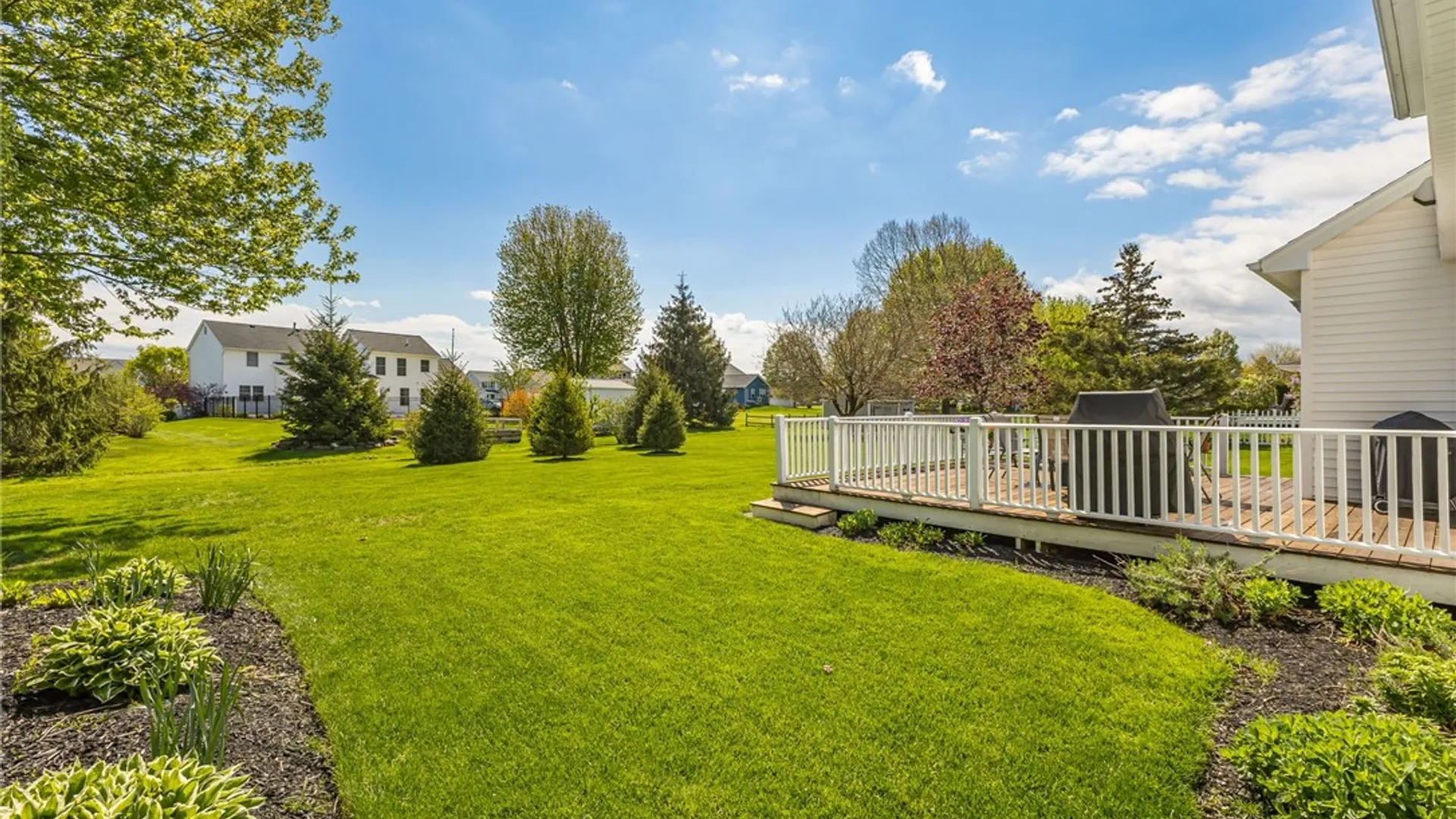 Property at 462 Dunwoody Crossing, Webster, NY 14580 27