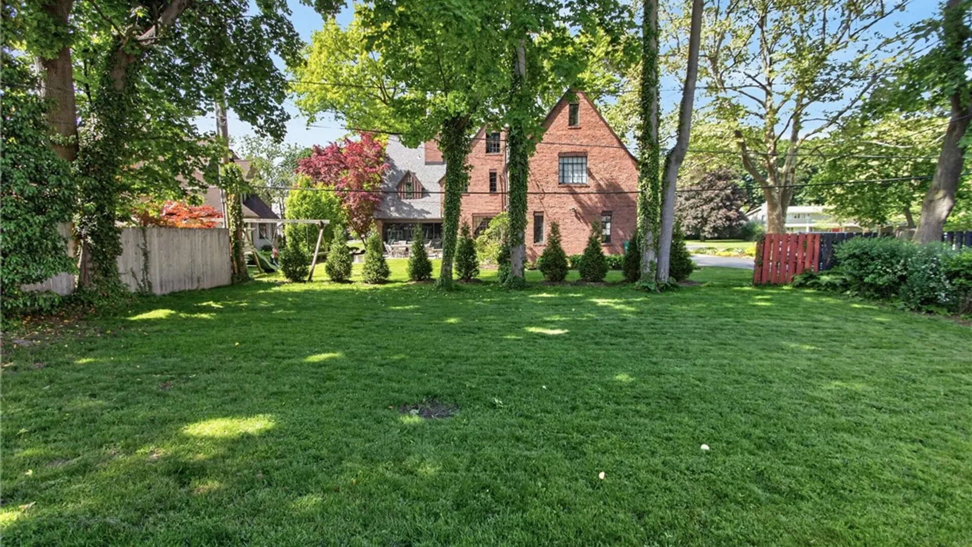 Property at 606 Claybourne Road, Brighton, NY 14618 41