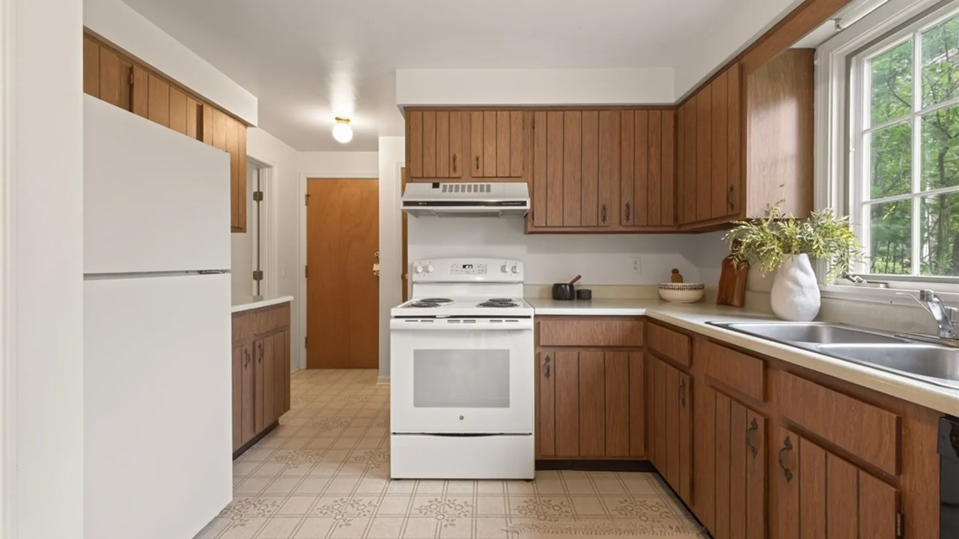 Property at 42 Chipping, Perinton, NY 14450 20