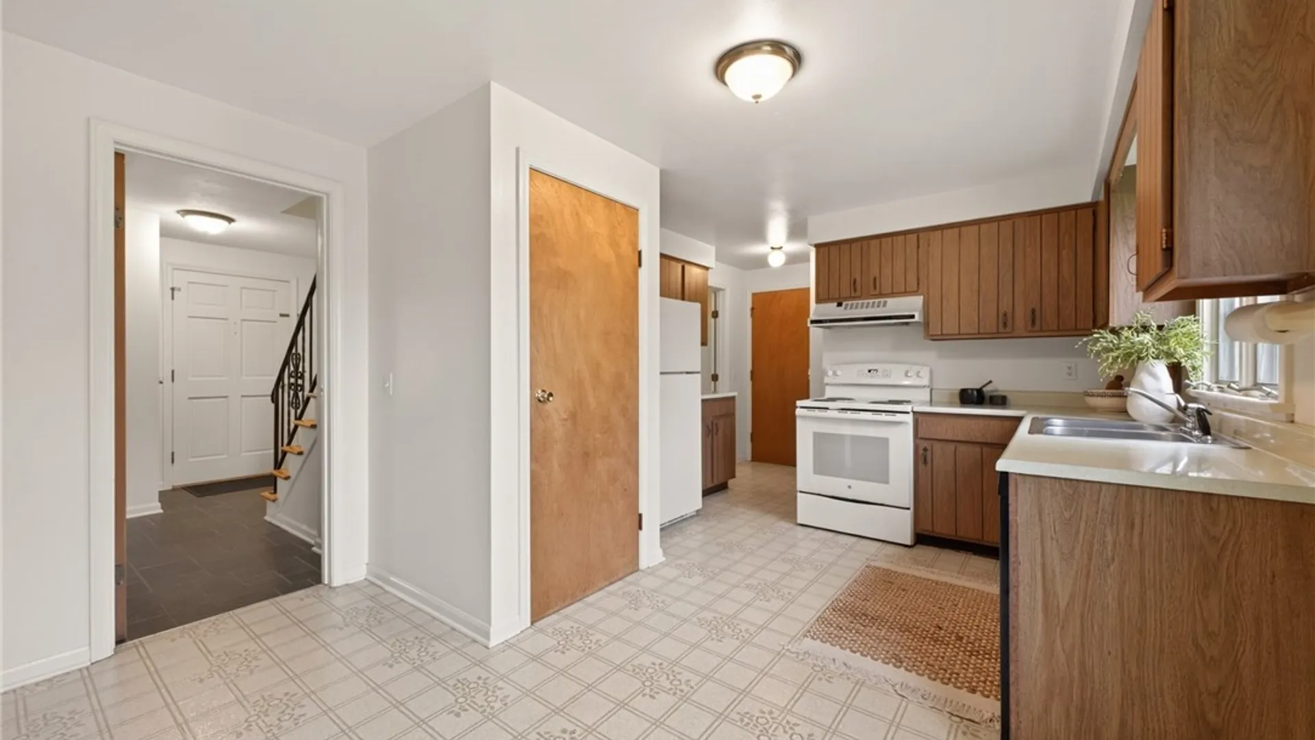 Property at 42 Chipping, Perinton, NY 14450 21