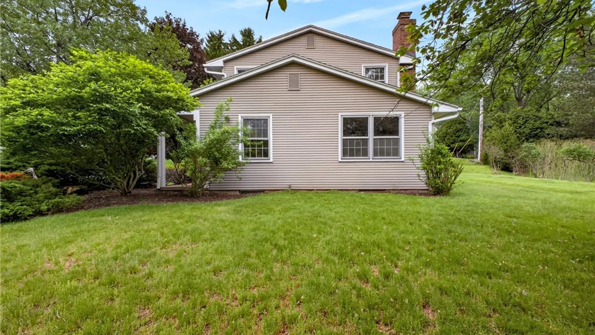 Property at 42 Chipping, Perinton, NY 14450 5