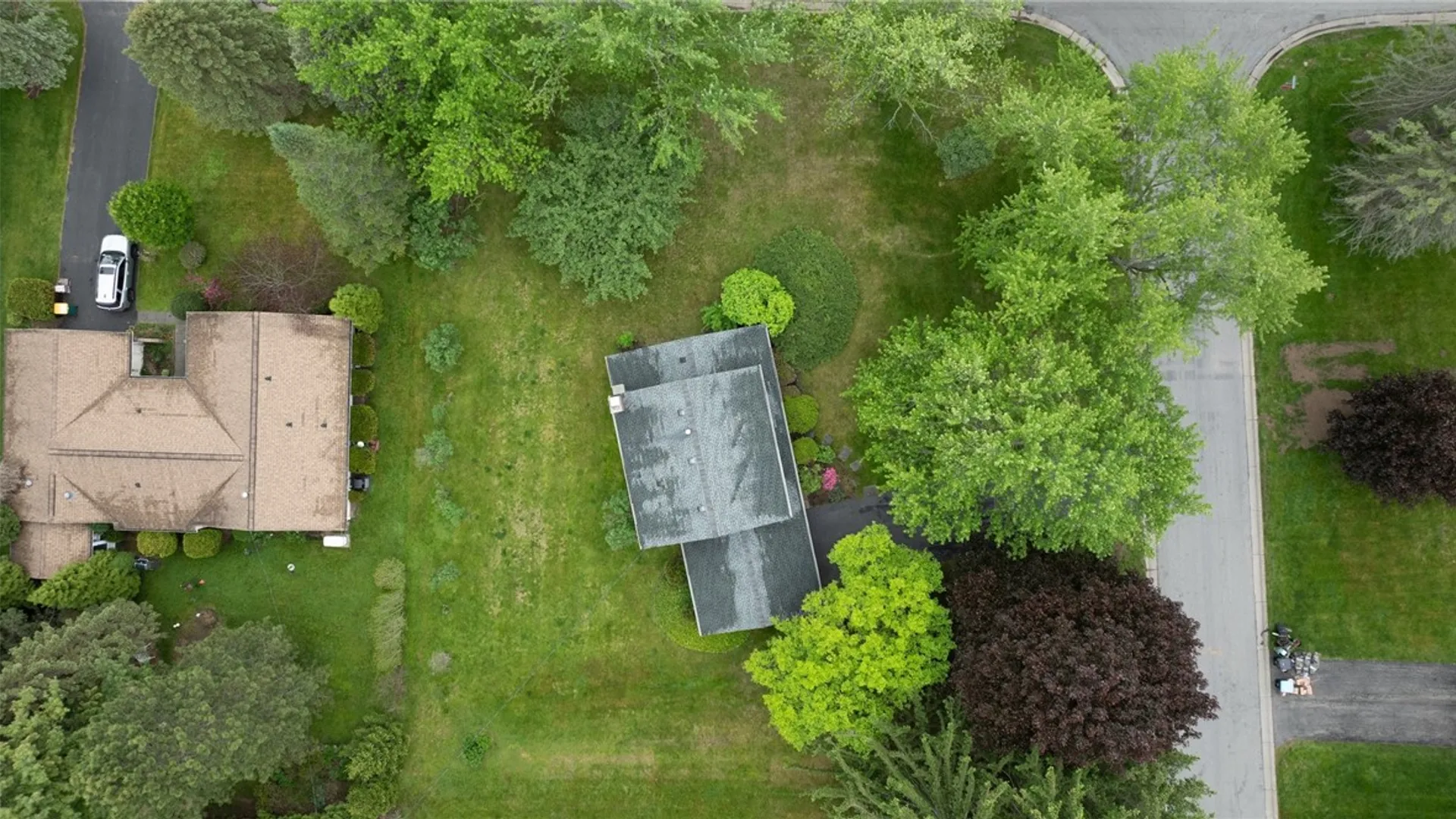 Property at 42 Chipping, Perinton, NY 14450 7