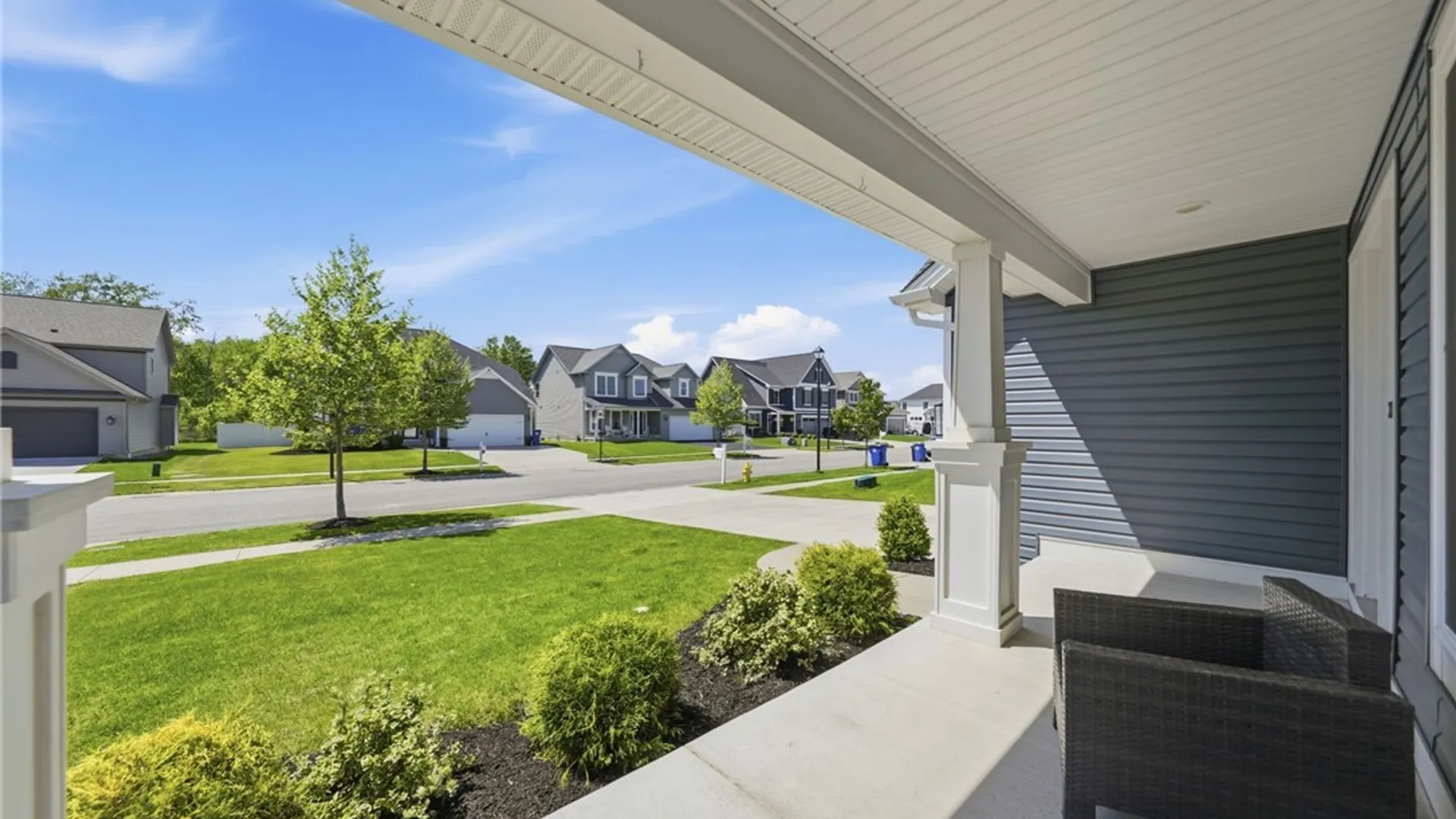 Property at 165 Cherry Laurel Lane, Amherst, NY 14228 3