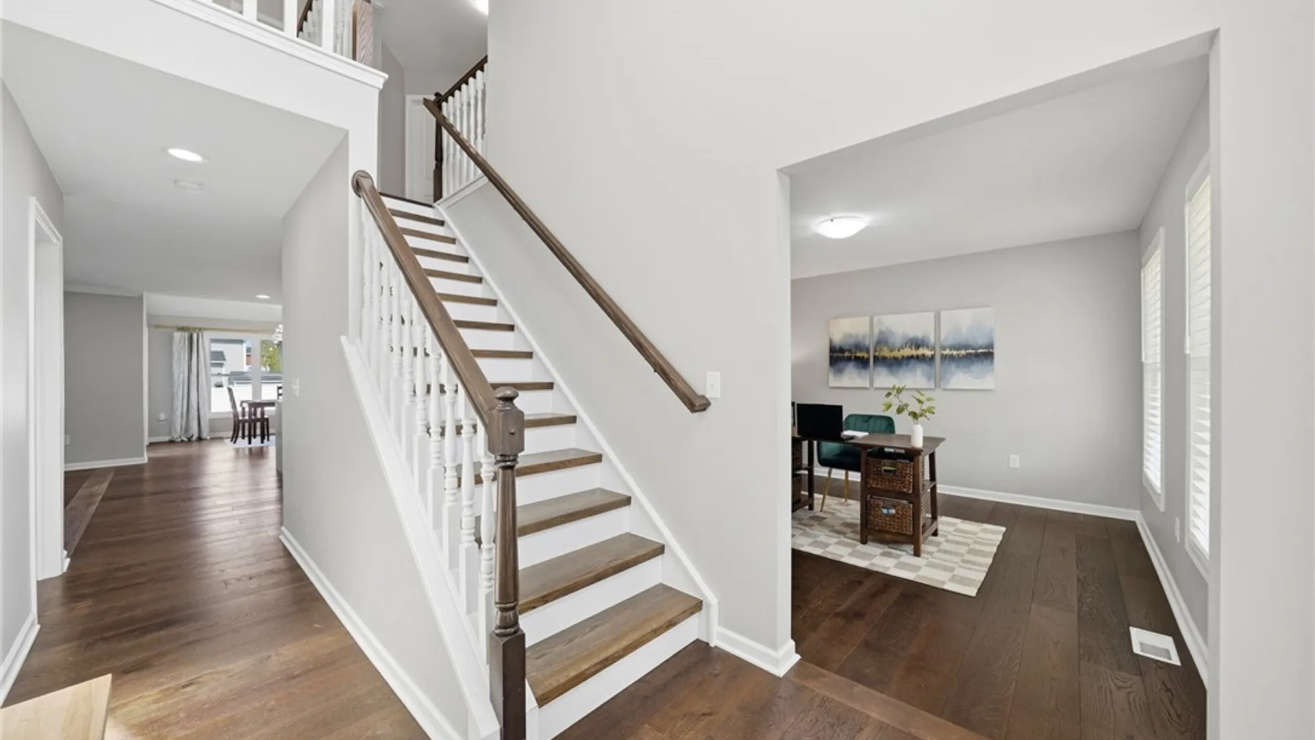 Property at 165 Cherry Laurel Lane, Amherst, NY 14228 5