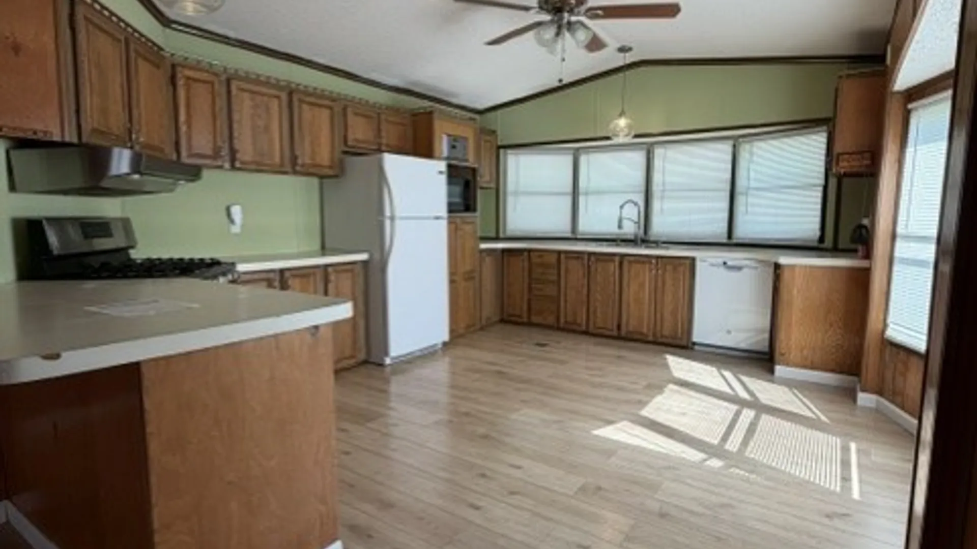 Property at 13 Orange Grove Drive, Batavia, NY 14020 6