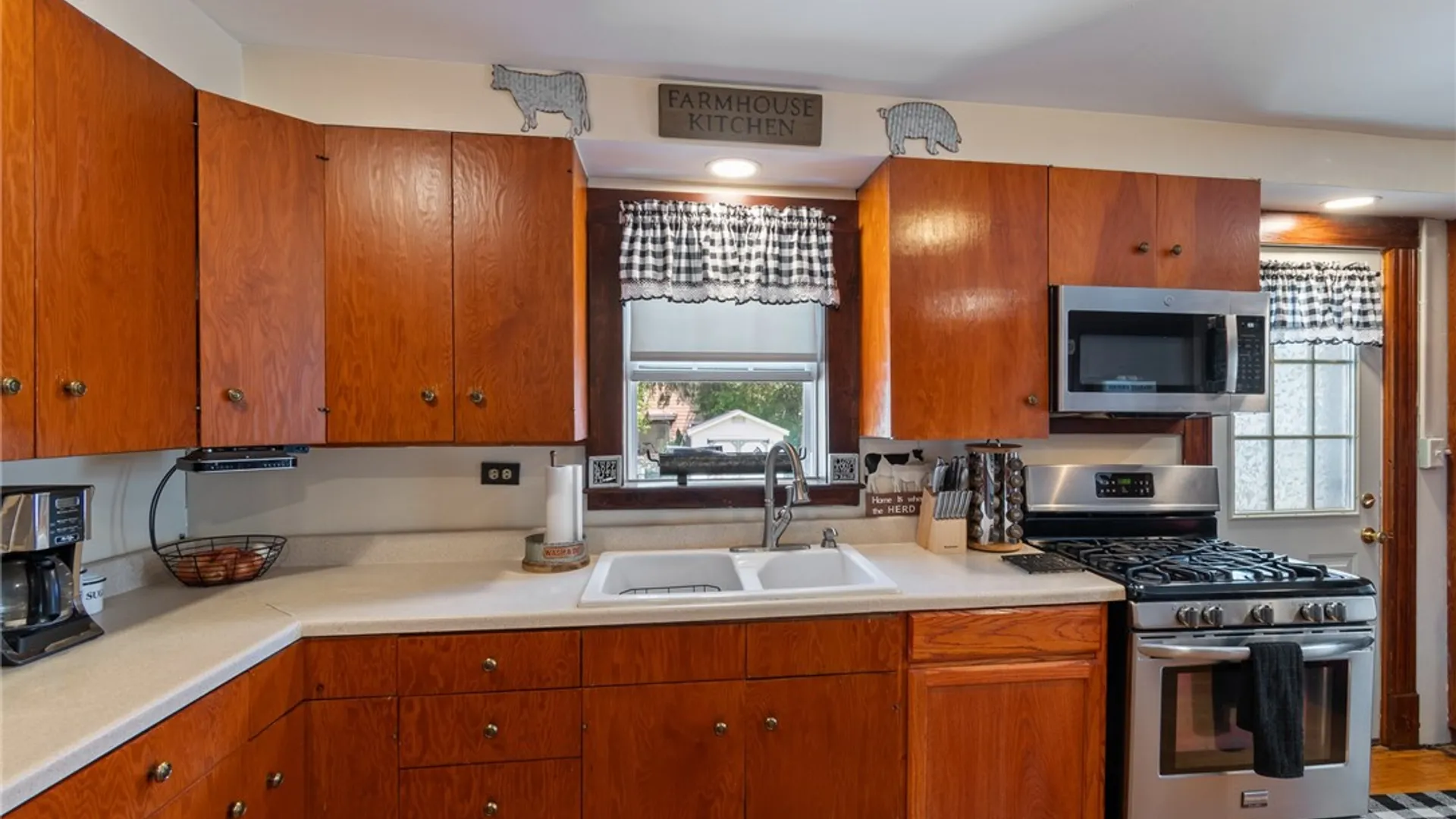 Property at 143 Nursery Avenue, Geneva City, NY 14456 22