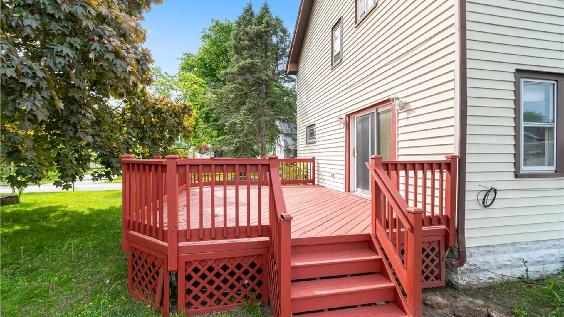Property at 16 Mapledale Street, Rochester, NY 14609 5