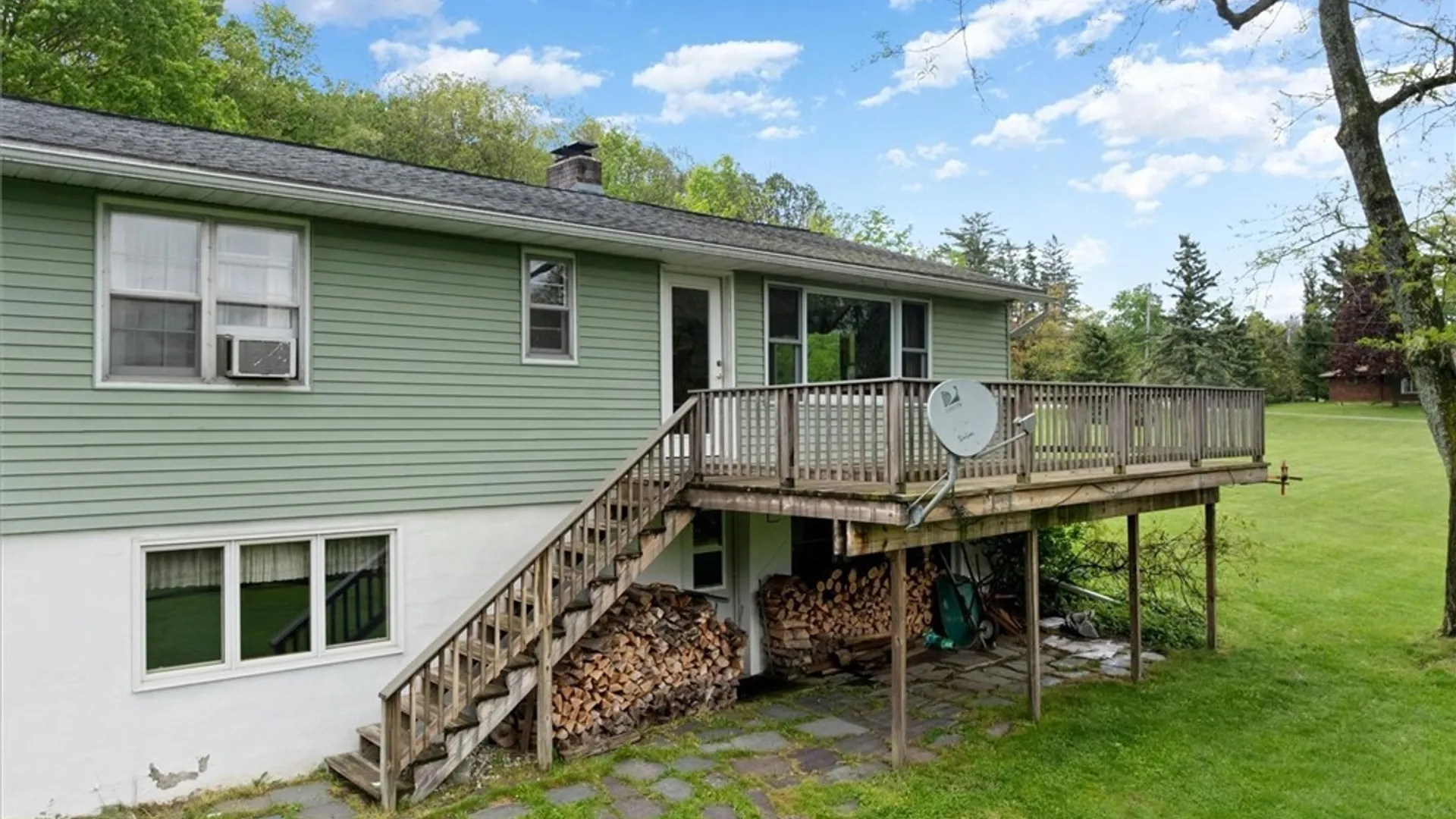 Property at 8940 Cazenovia Road, Pompey, NY 13138 3
