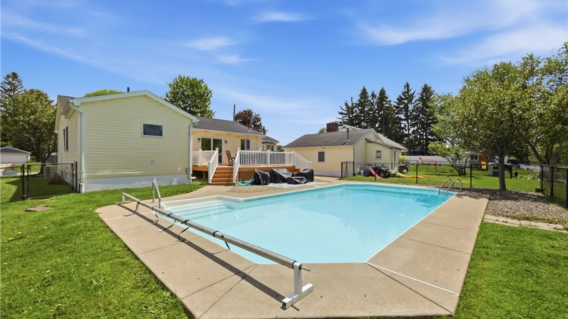 Property at 64 Park Avenue, Cheektowaga, NY 14043 23