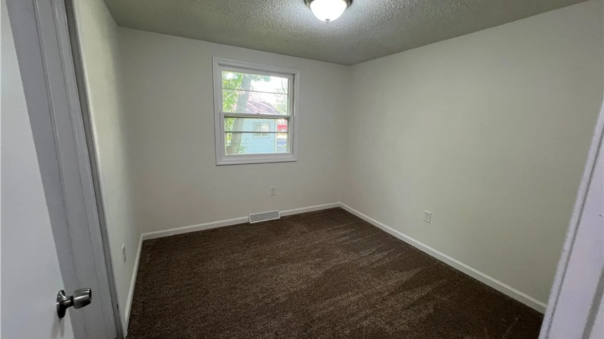Property at 5901 Rosewood Terrace, Hamburg, NY 14085 35