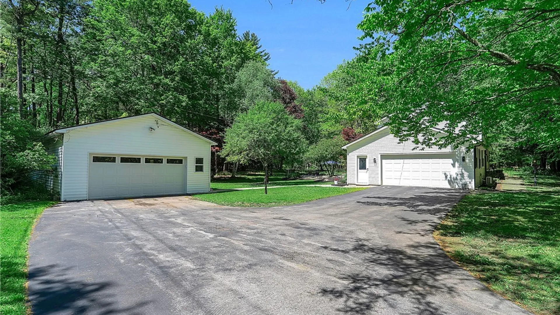 Property at 151 Colony Court, Elma, NY 14052 31