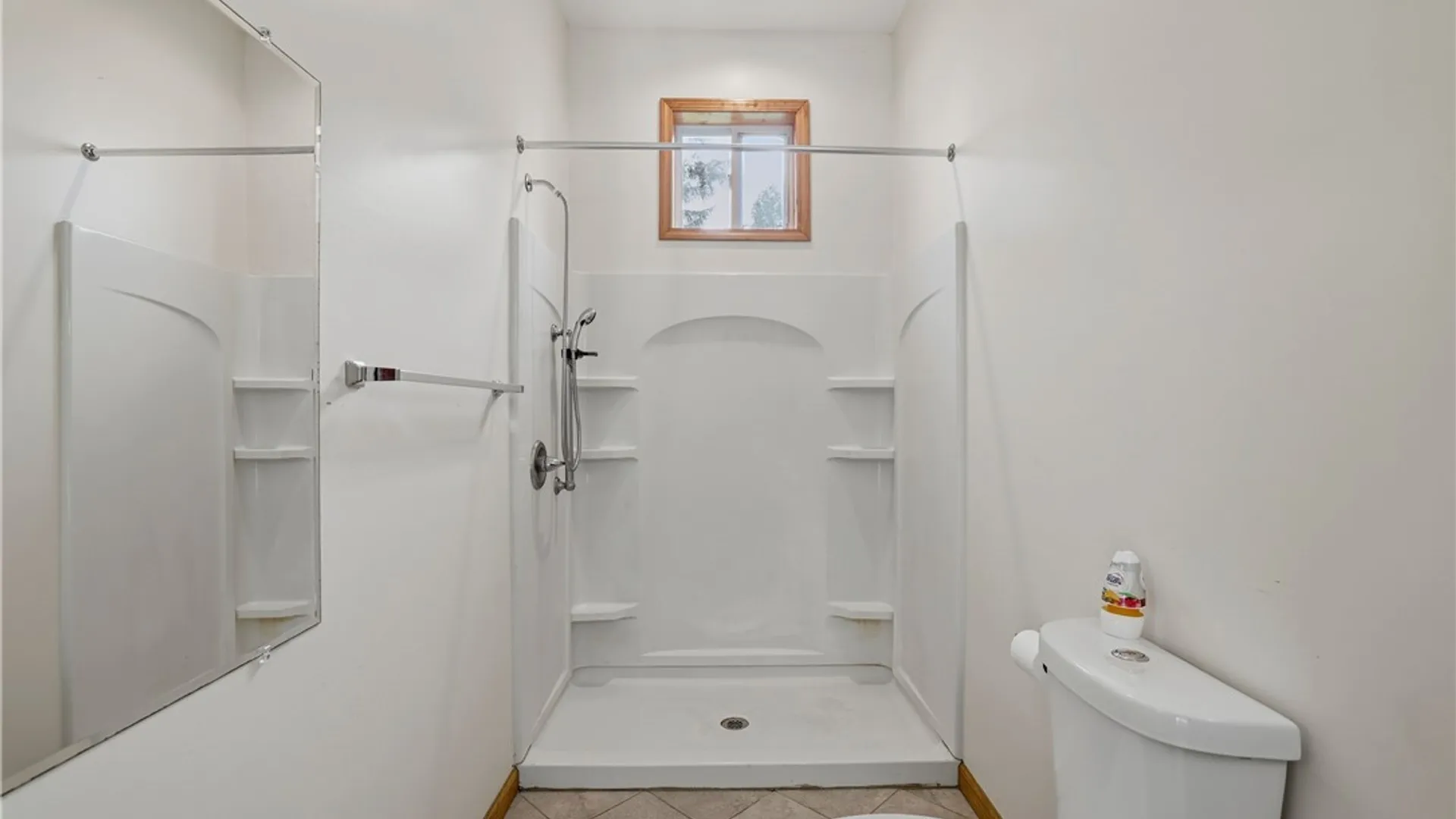 Property at 2410 Grand Avenue, Niagara Falls, NY 14301 13
