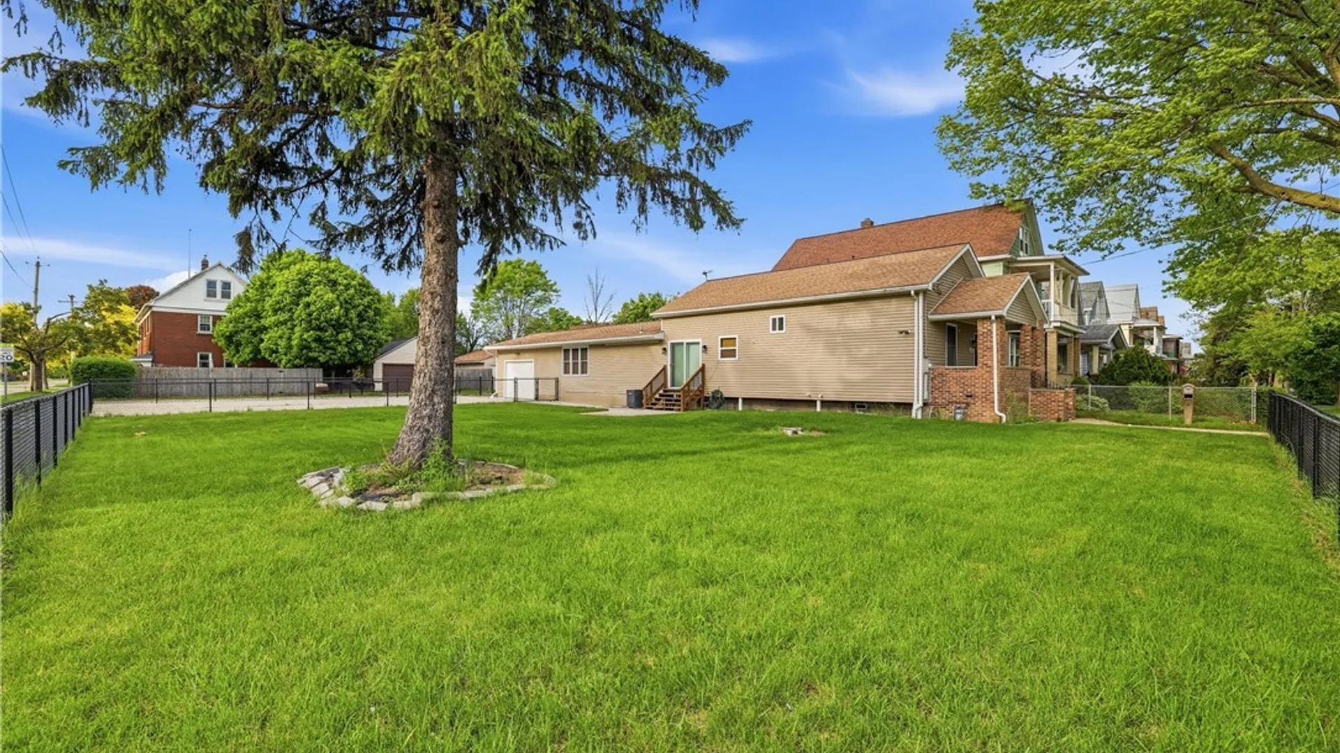 Property at 2410 Grand Avenue, Niagara Falls, NY 14301 3