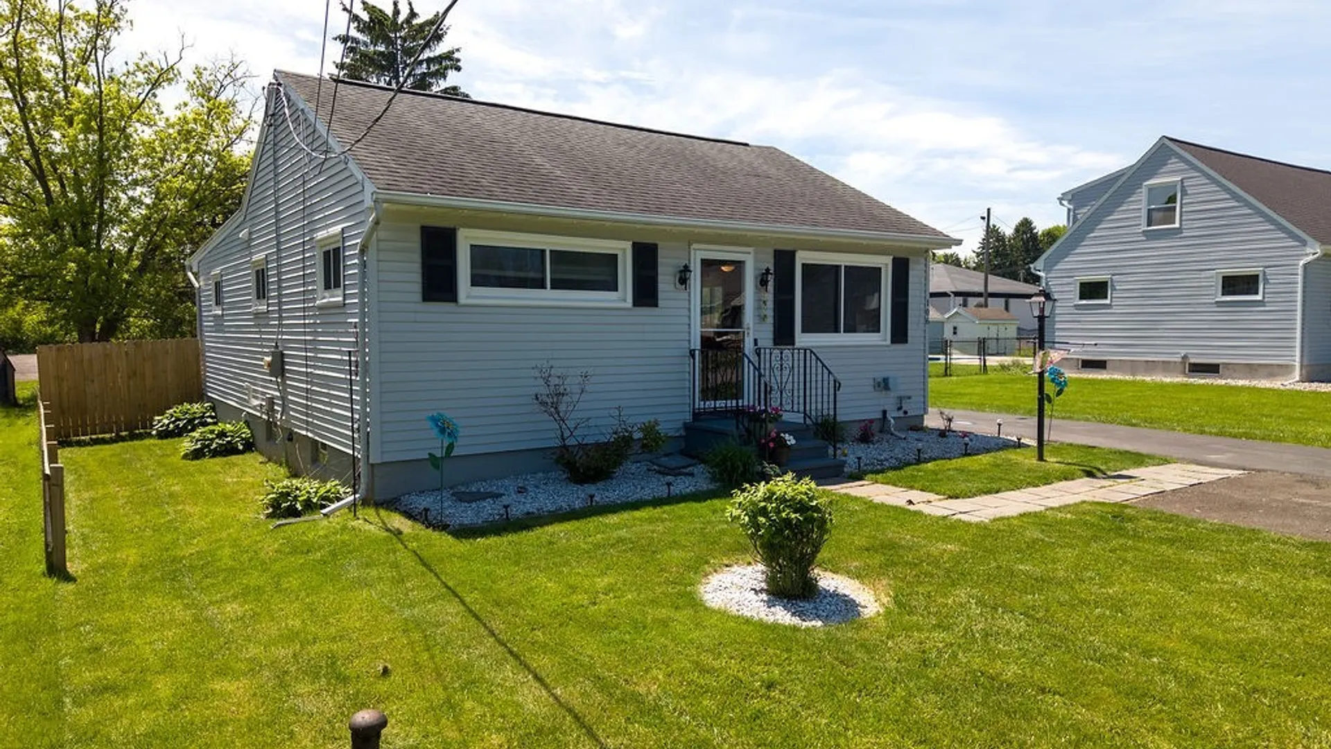 Property at 106 Sharon Road, Geddes, NY 13209 3