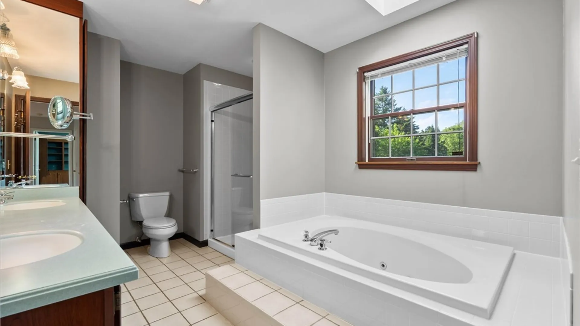 Property at 8069 Irish Mist Lane, Manlius, NY 13104 26