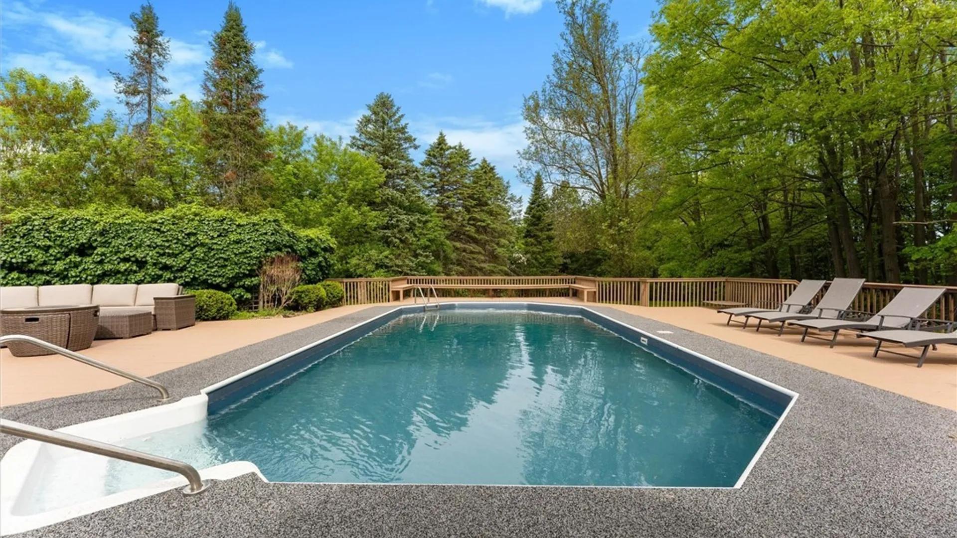 Property at 8069 Irish Mist Lane, Manlius, NY 13104 38