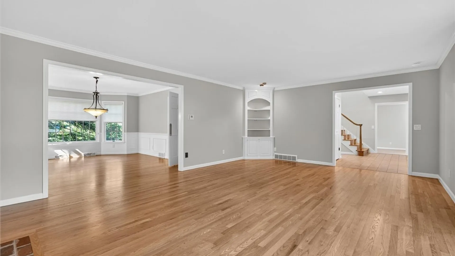 Property at 8069 Irish Mist Lane, Manlius, NY 13104 5