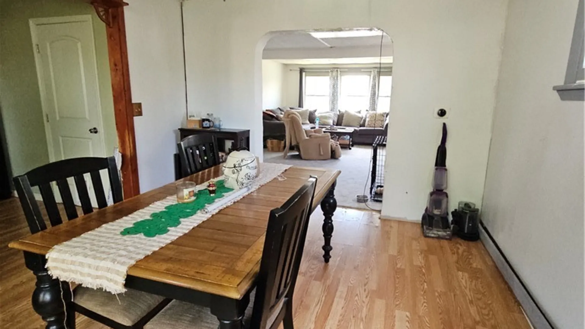 Property at 387 W Hazeltine Avenue, Tonawanda, NY 14217 6