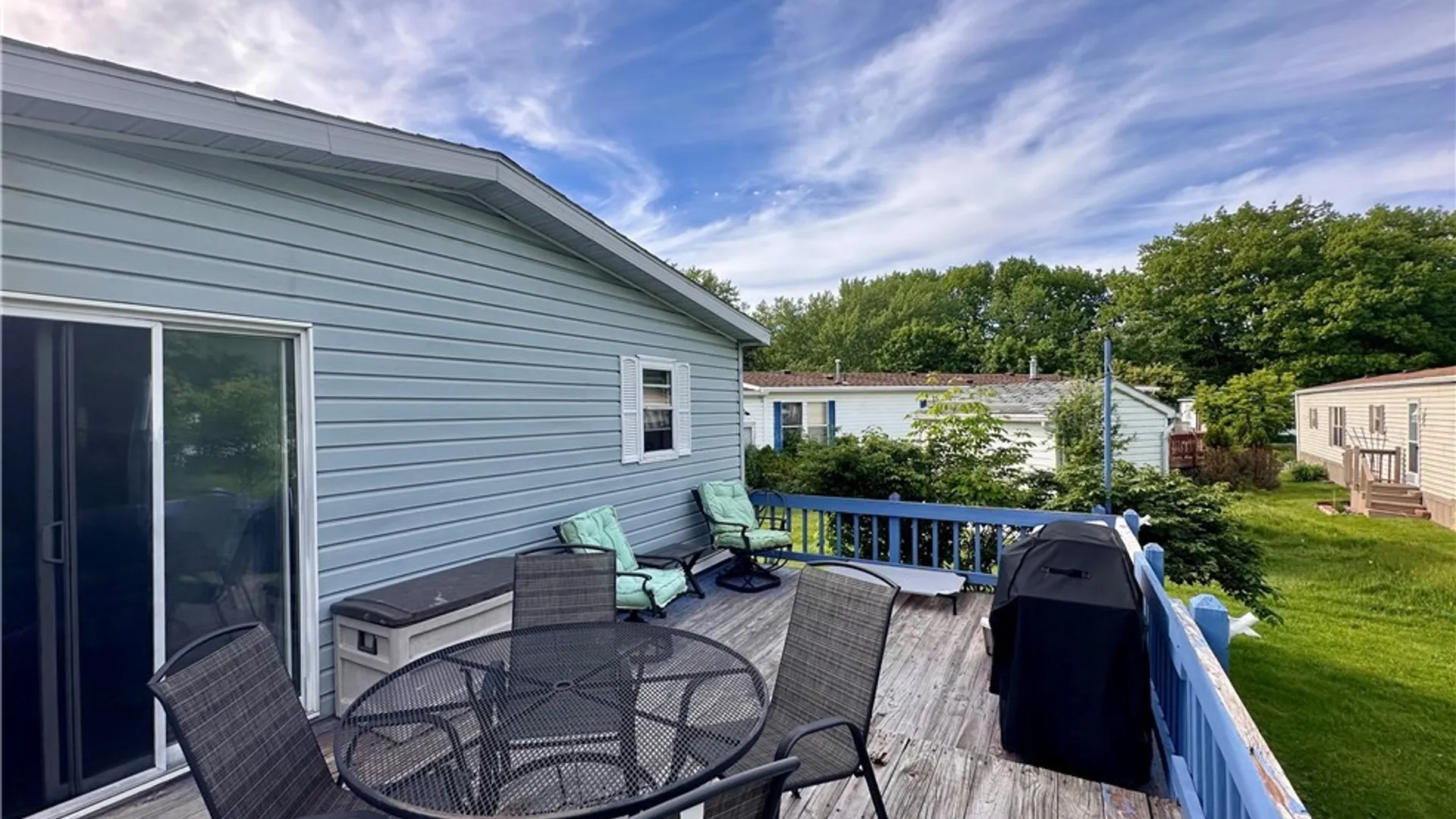 Property at 11 Brookridge Drive, Hamburg, NY 14075 12