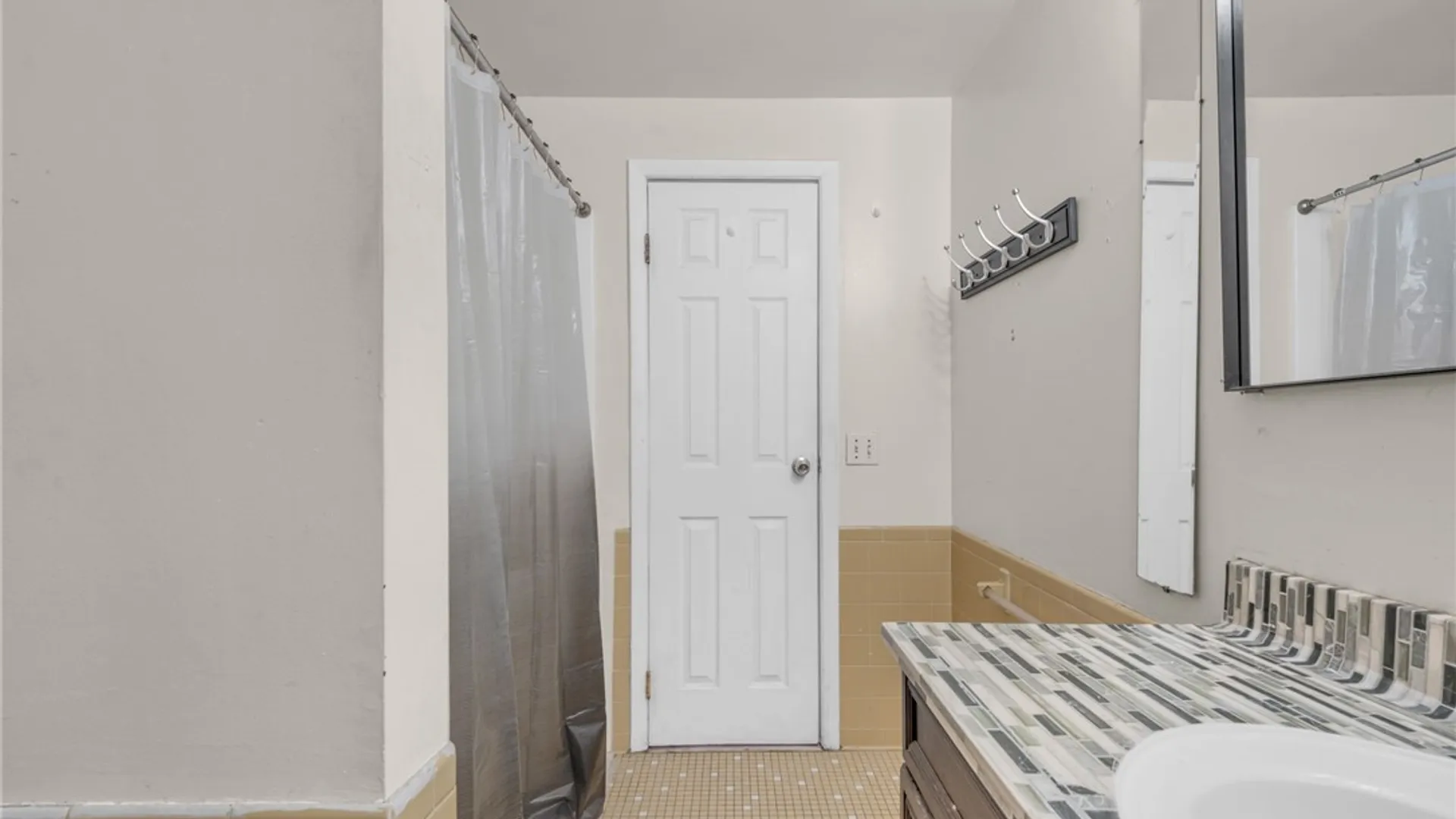 Property at 67 Fox Court, Gates, NY 14606 22