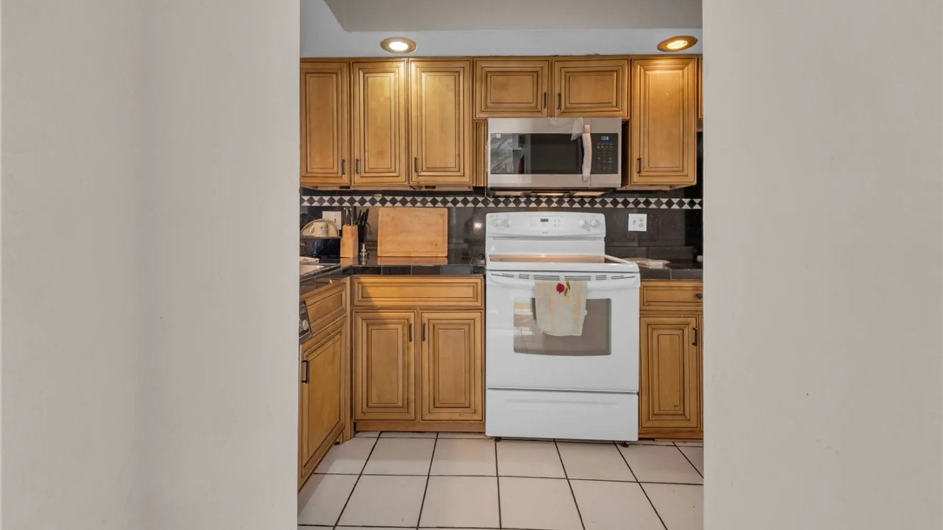 Property at 67 Fox Court, Gates, NY 14606 9