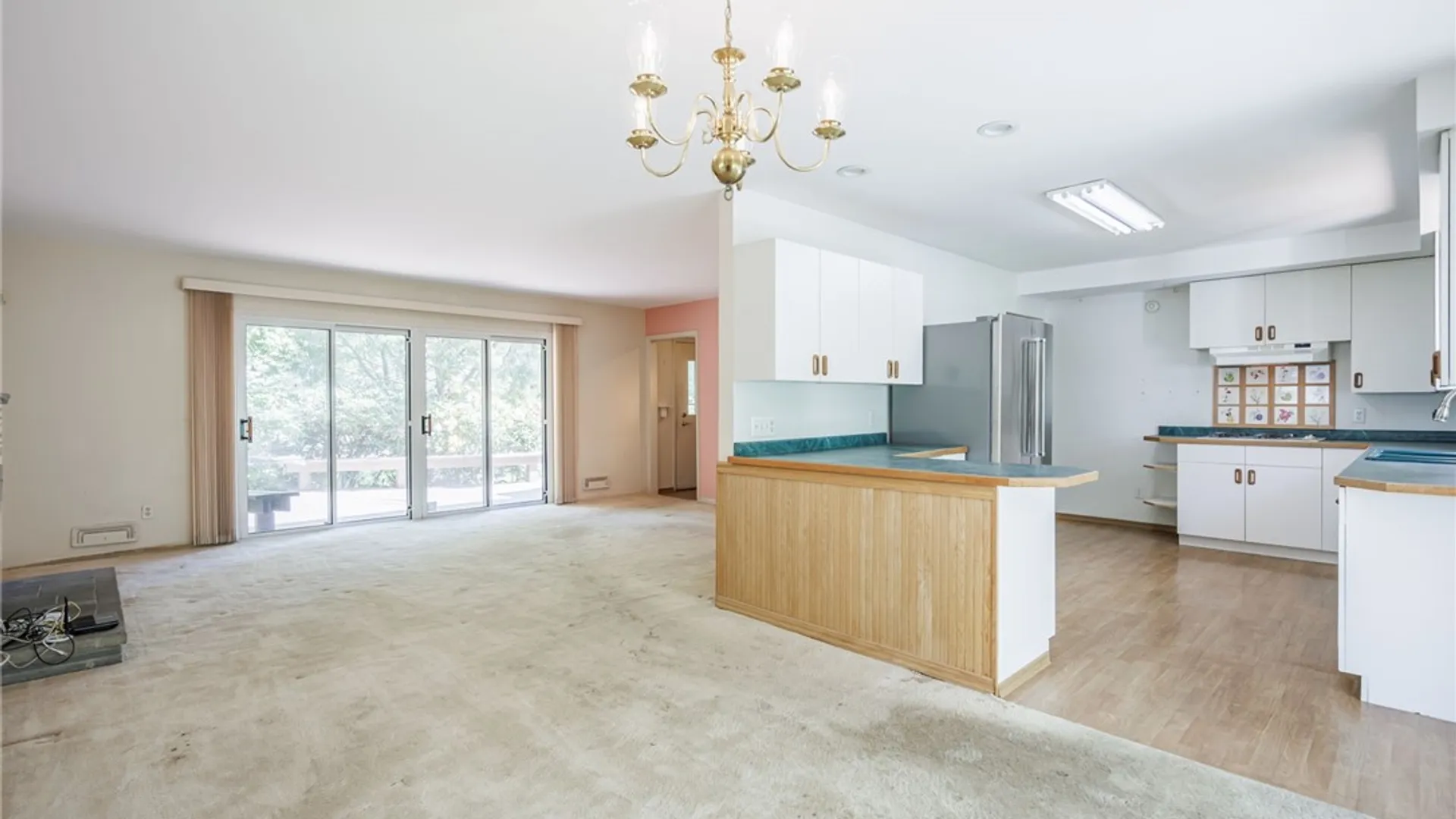 Property at 82 Hotchkiss Cir, Penfield, NY 14526 10