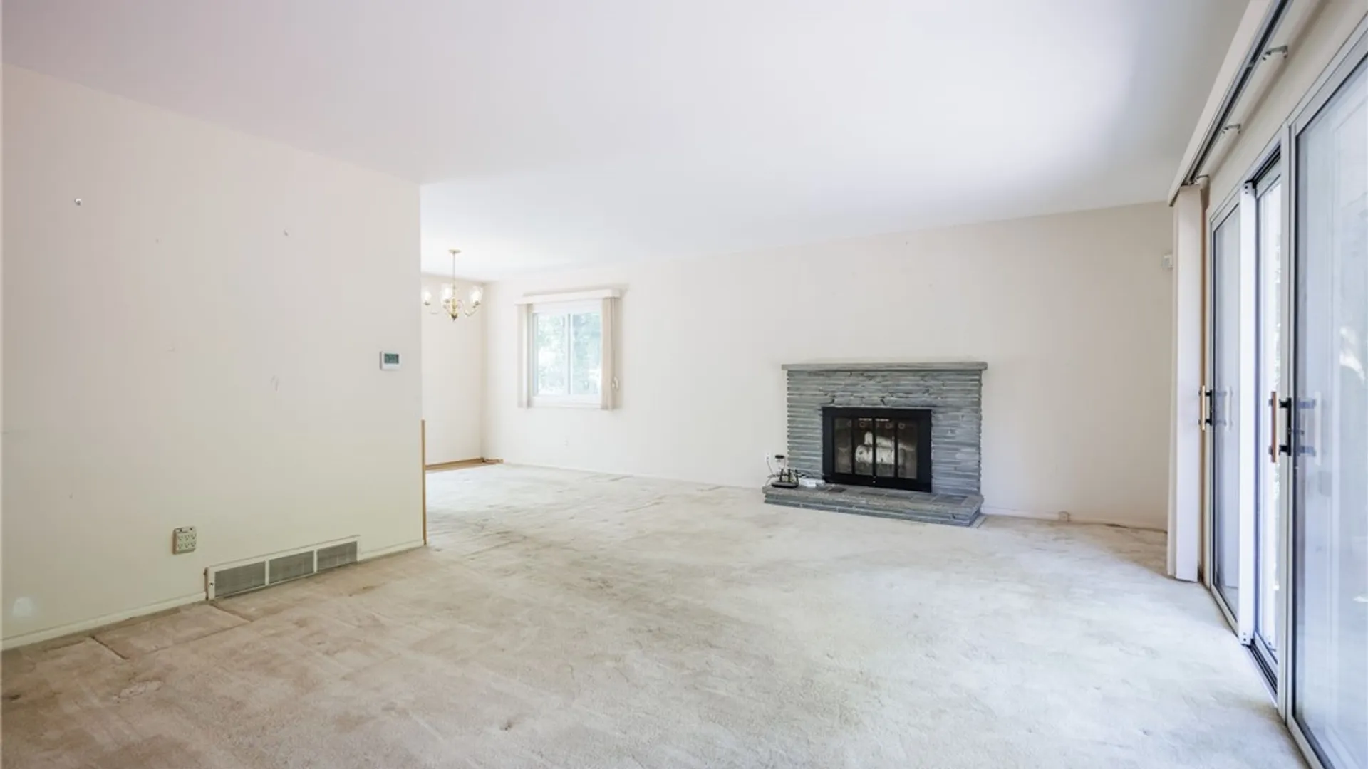 Property at 82 Hotchkiss Cir, Penfield, NY 14526 7