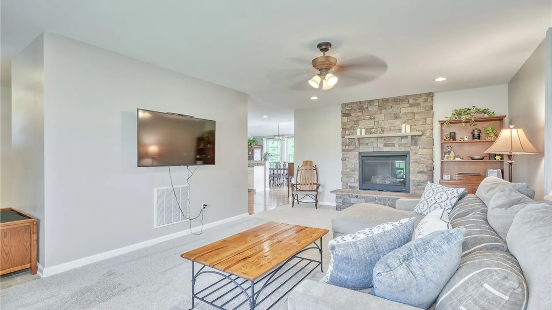 Property at 32 Ashlyn Rise, Penfield, NY 14450 10