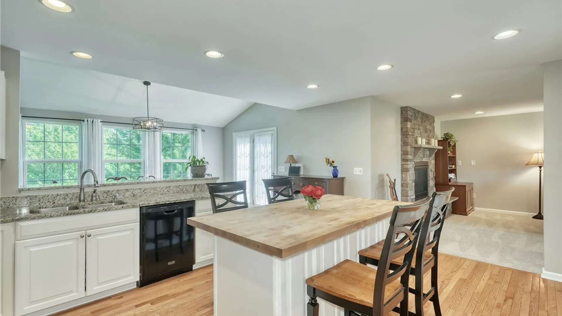Property at 32 Ashlyn Rise, Penfield, NY 14450 14