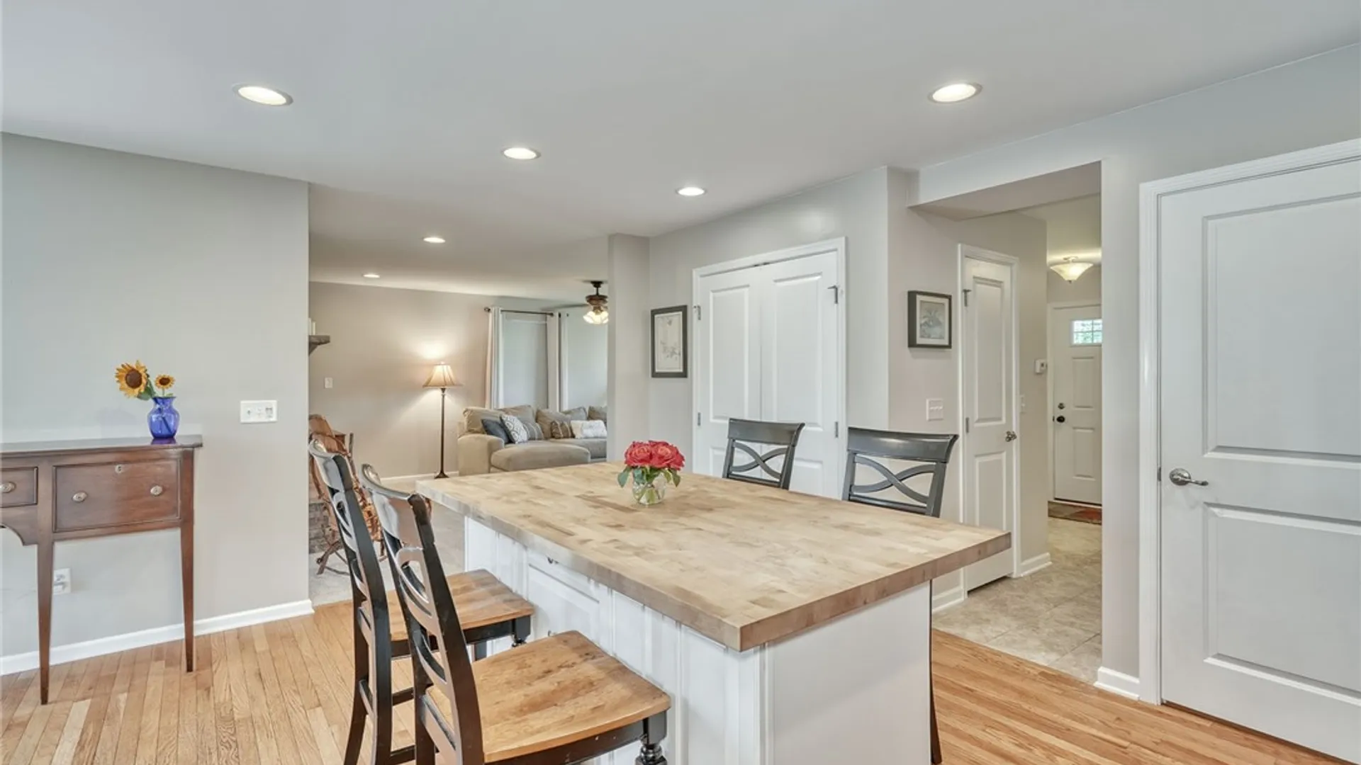 Property at 32 Ashlyn Rise, Penfield, NY 14450 15