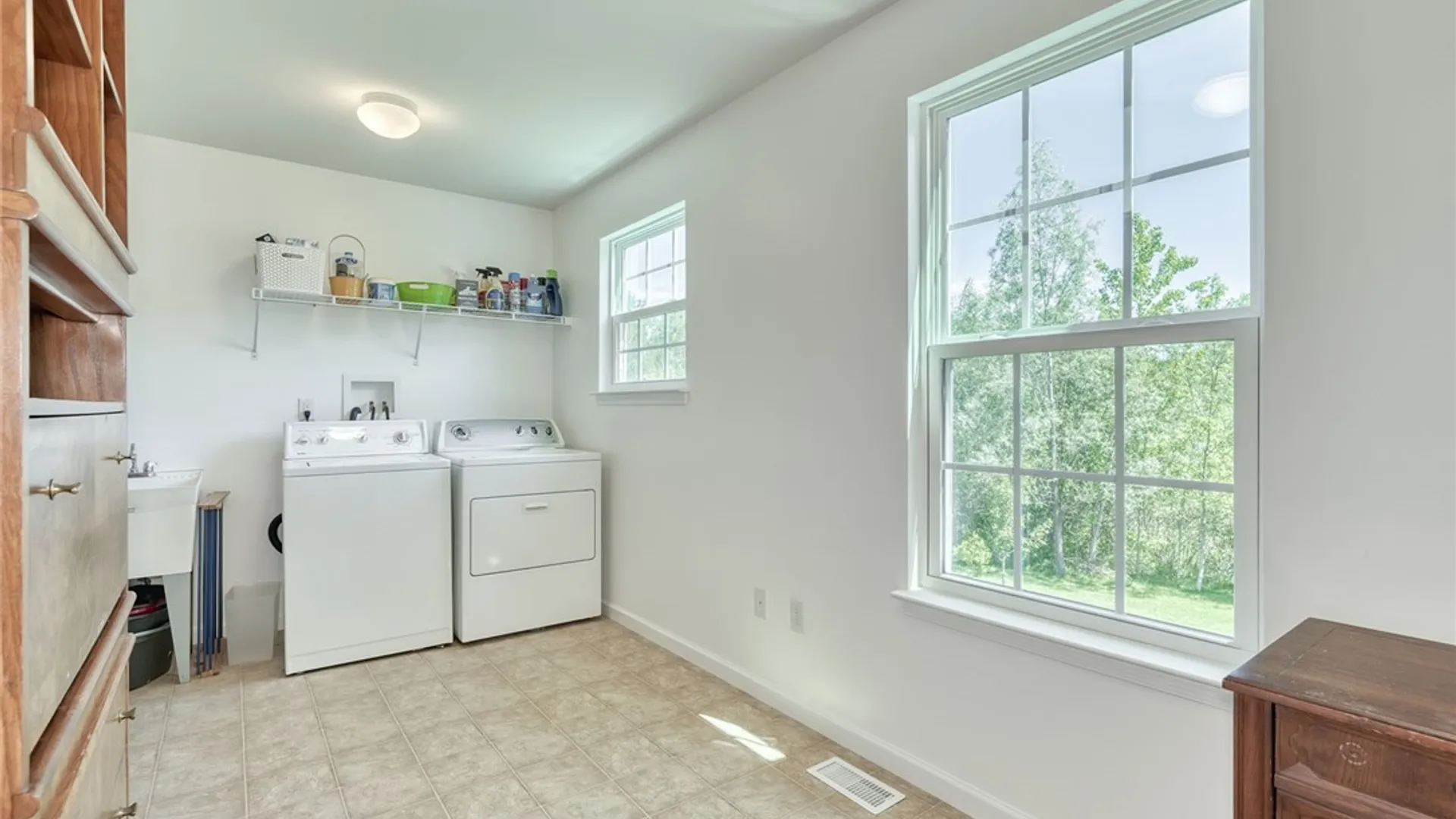 Property at 32 Ashlyn Rise, Penfield, NY 14450 23